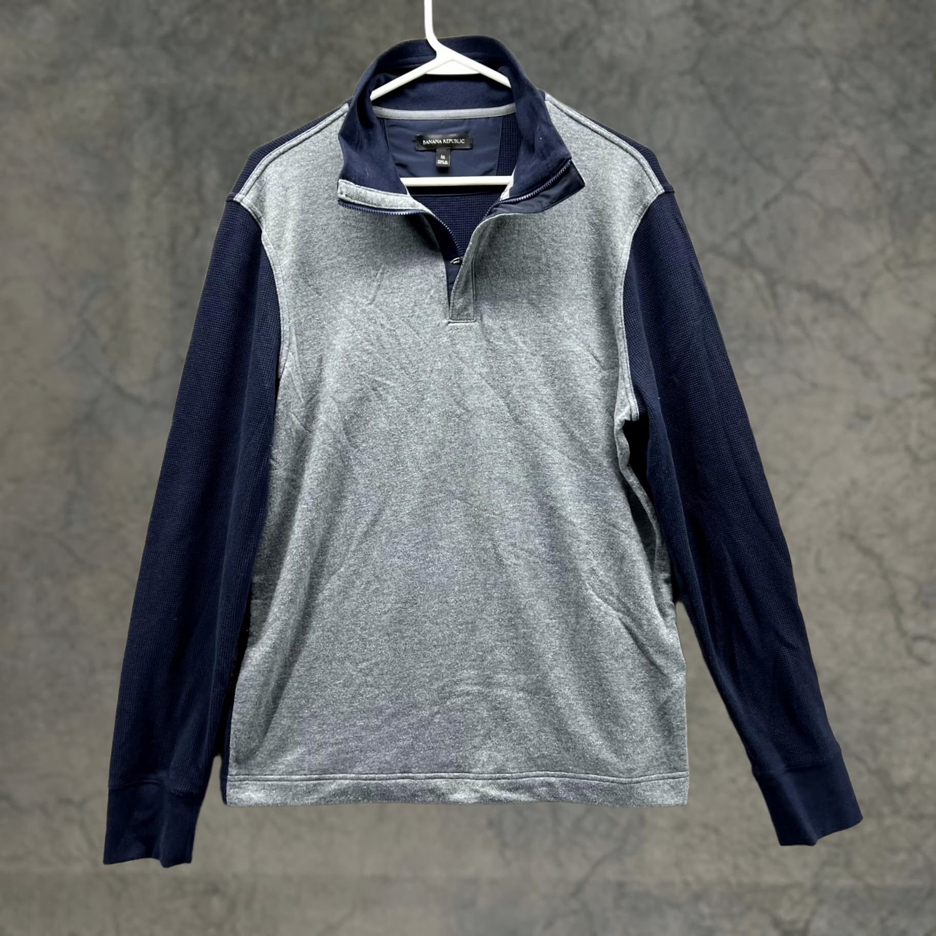 Banana Republic VINTAGE Banana Republic Sweater Men M Regular Gray Logo Fleece Pullover Long Sleeve All Seasons | 服? Size US M / EU 48-50 / 2 - 1 Thumbnail