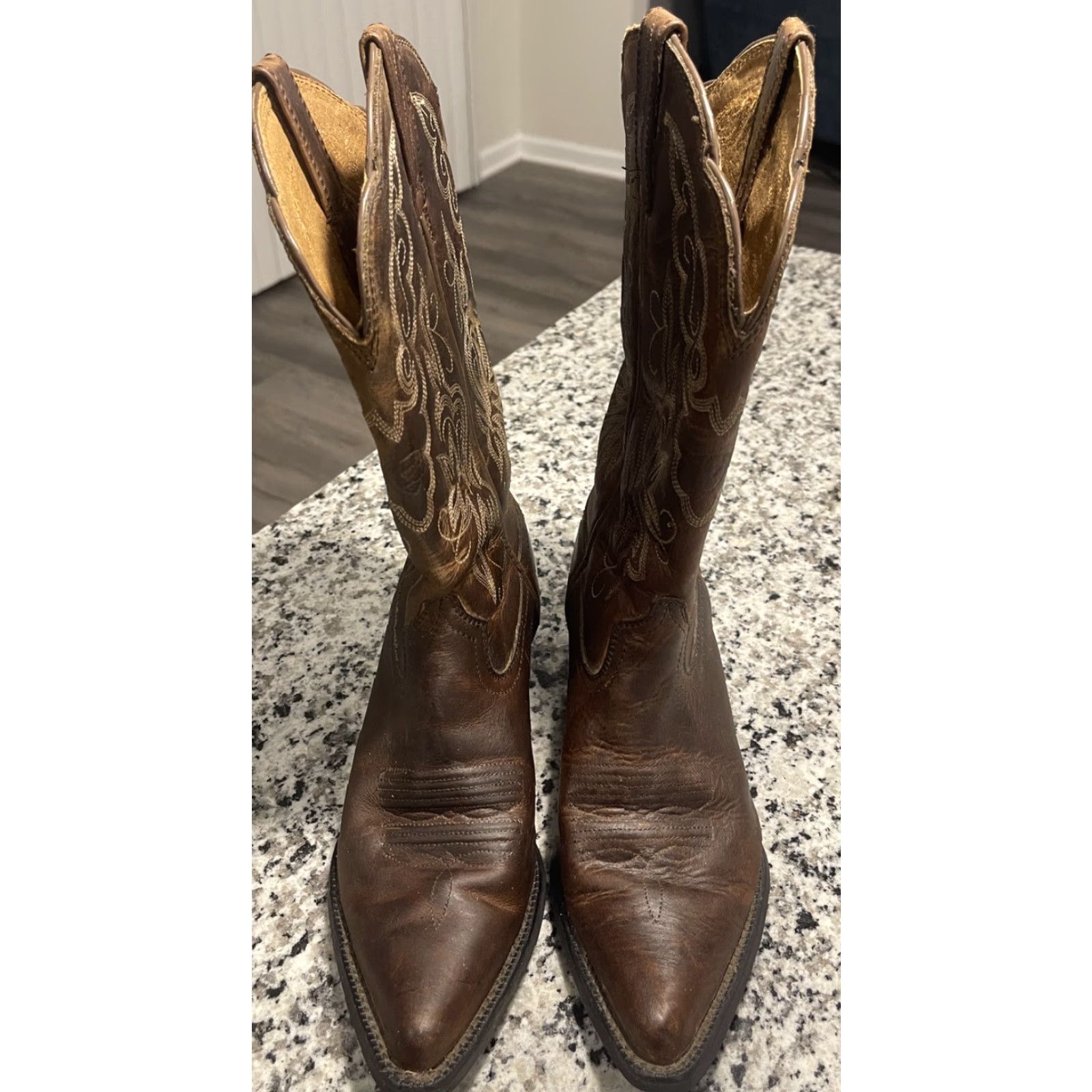 Ariat Ariat Brown Leather Cowboy Boot Women's Size 6.5 Mid-Calf Pointed Toe Western Low Heel Size US 6.5 / IT 36.5 - 4 Thumbnail