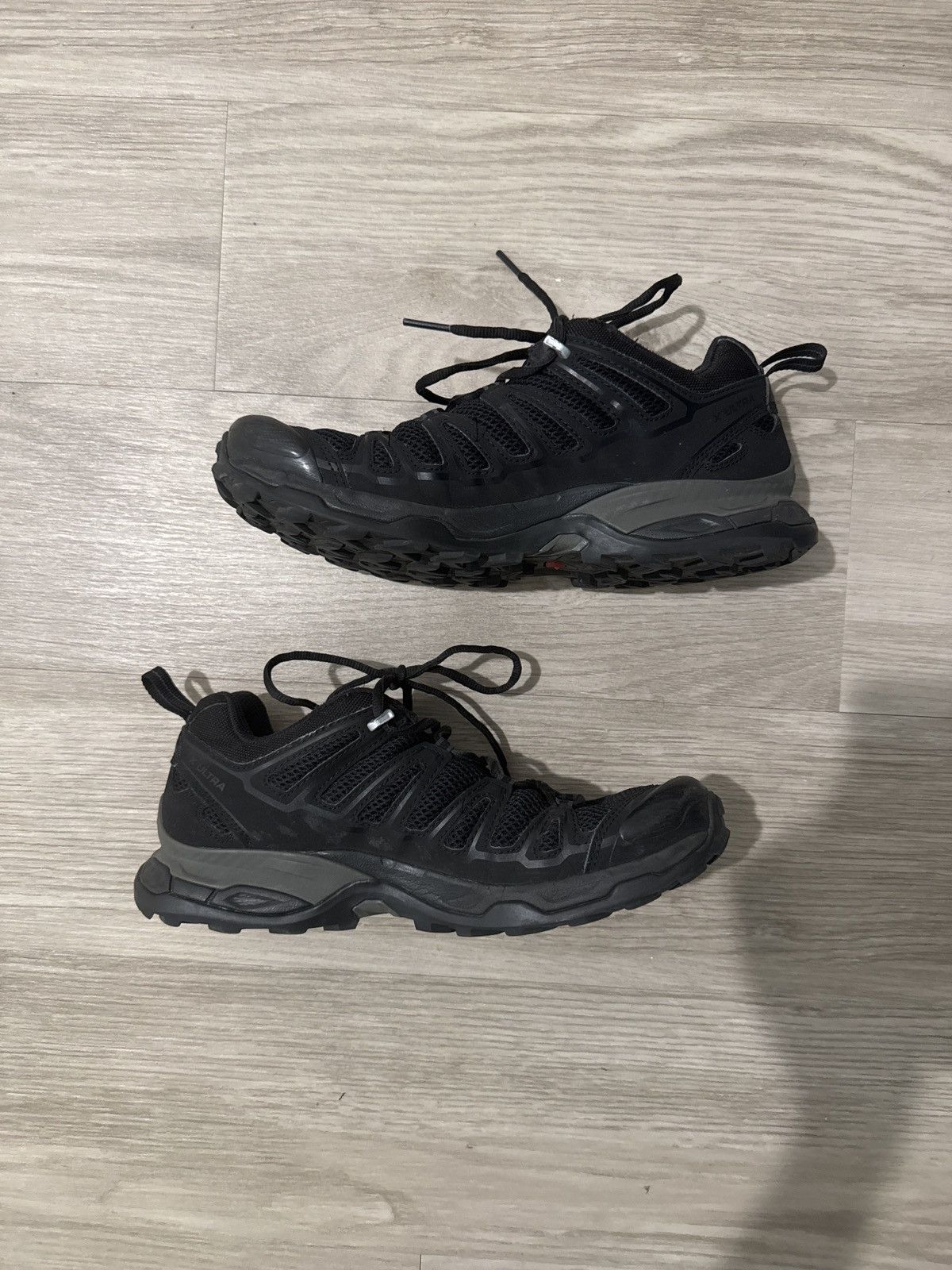 Salomon Black Salomon hiking shoes Size US 10 / EU 43 - 2 Thumbnail