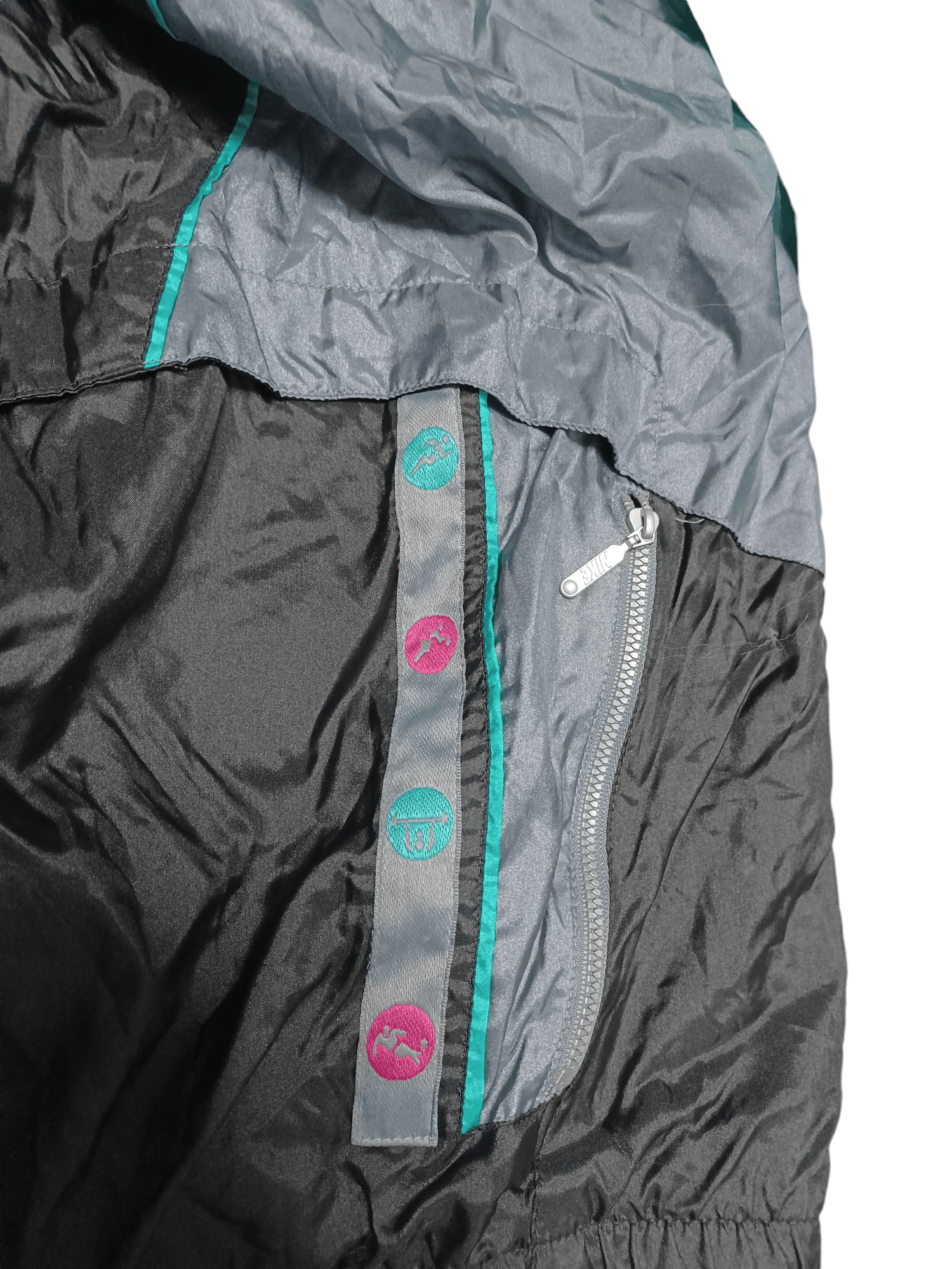 Nike NIKE VINTAGE NYLON TRACK SUIT THERE IS NO FINISH LINE PANTS Size US XL / EU 56 / 4 - 4 Thumbnail