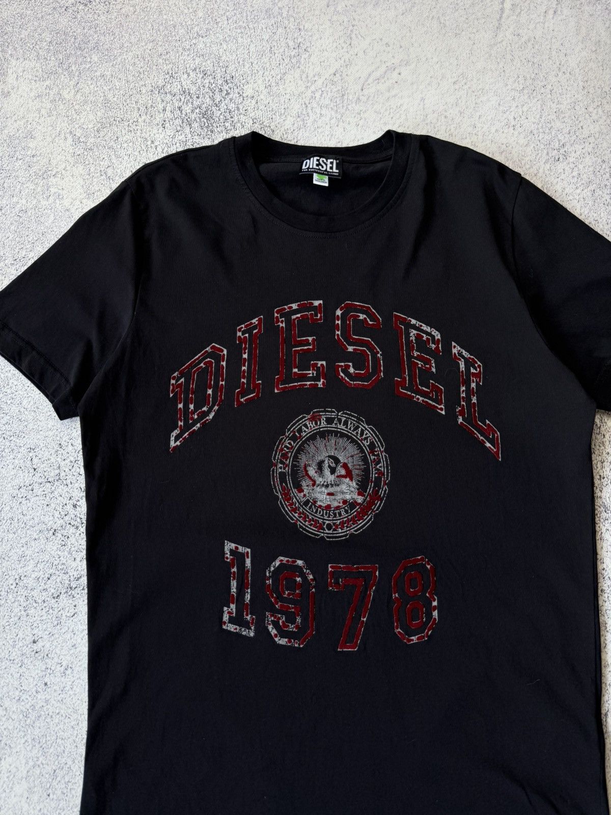 Diesel Diesel Avant Garde T Shirt Big Logo Size US L / EU 52-54 / 3 - 6 Thumbnail