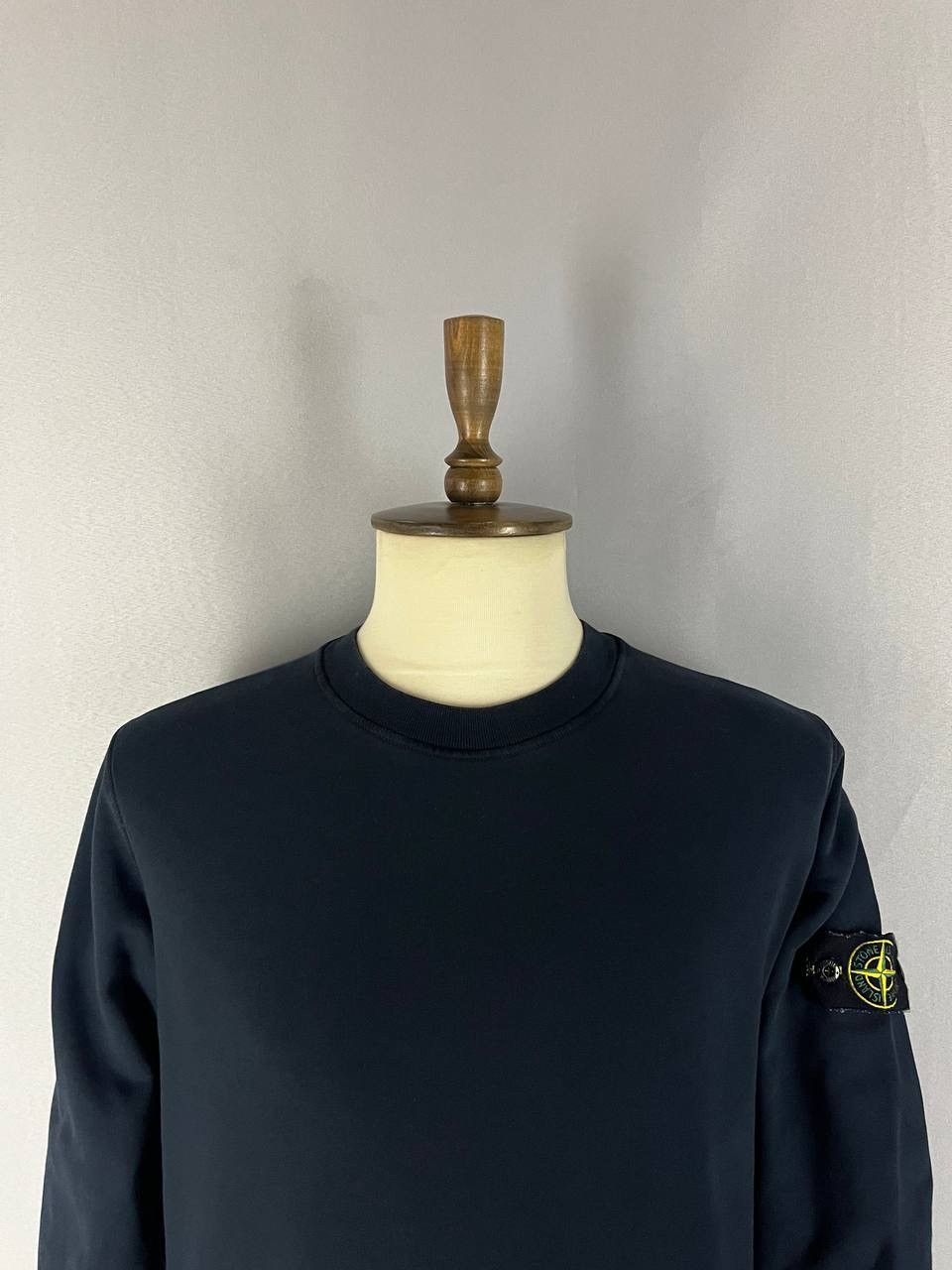 Stone Island Stone Island Crewneck Sweatshirt Navy Size US L / EU 52-54 / 3 - 2 Thumbnail