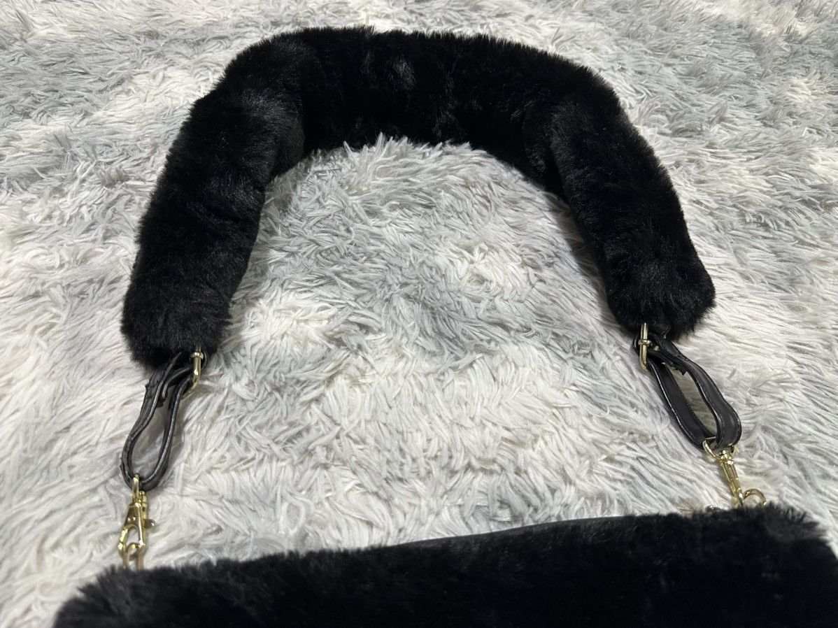 Ne-Net 🔥Y2K Ne-Net Faux Fur Shoulder Bag Crossbody Bag Size ONE SIZE - 3 Thumbnail