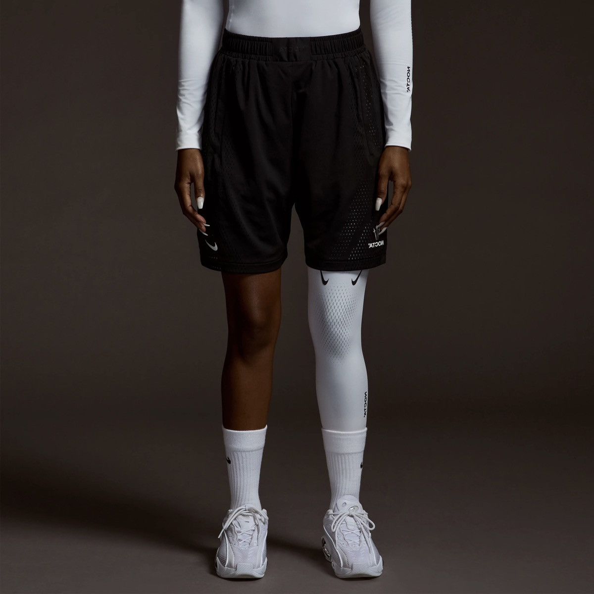 Drake × NOCTA × Nike Nocta x Nike - White Men's SingleLeg Basketball Tight size M Size US 30 / EU 46 - 1 Thumbnail