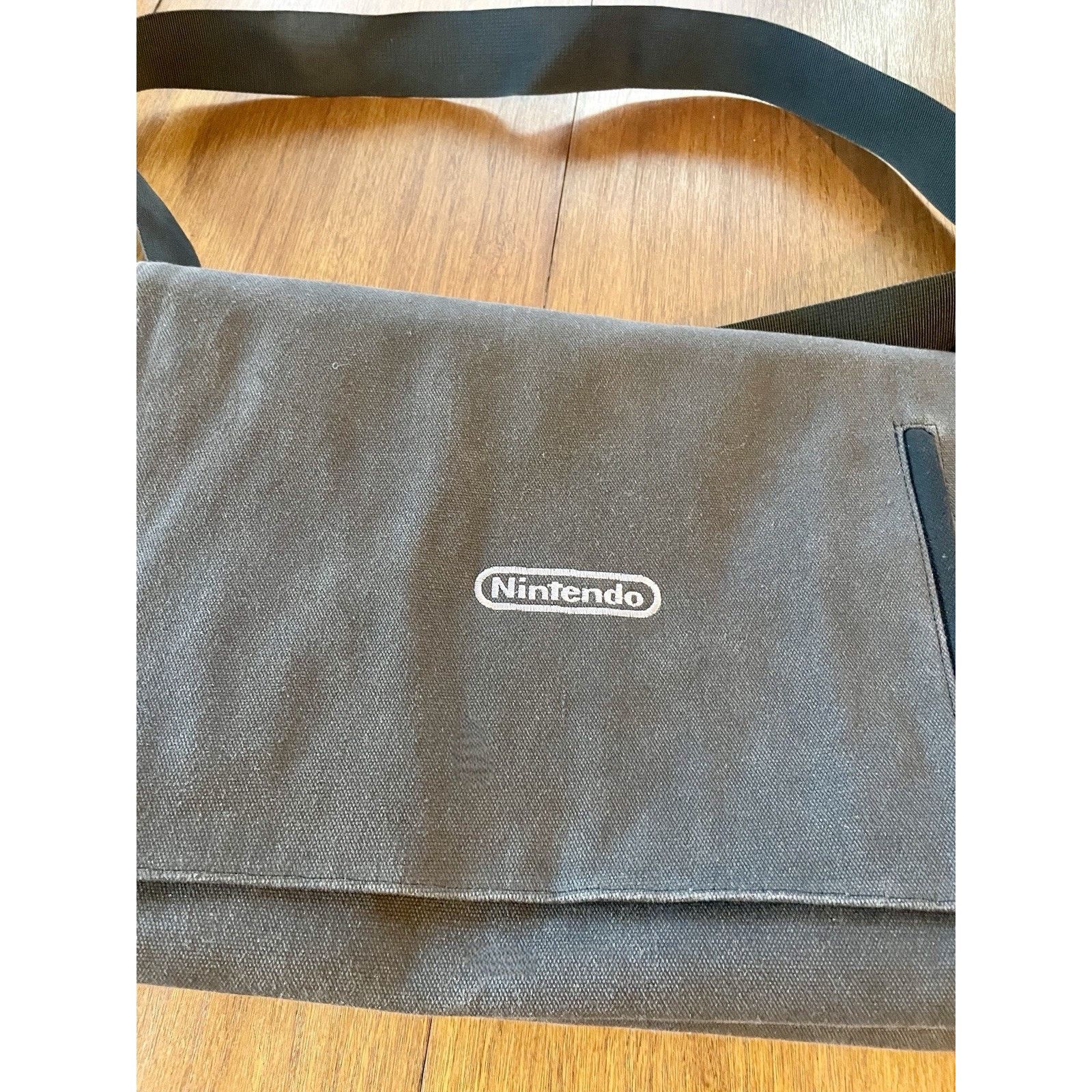 Nintendo Nintendo NMI Employee Promo Canvas Messenger Bag Rare Size ONE SIZE - 2 Thumbnail