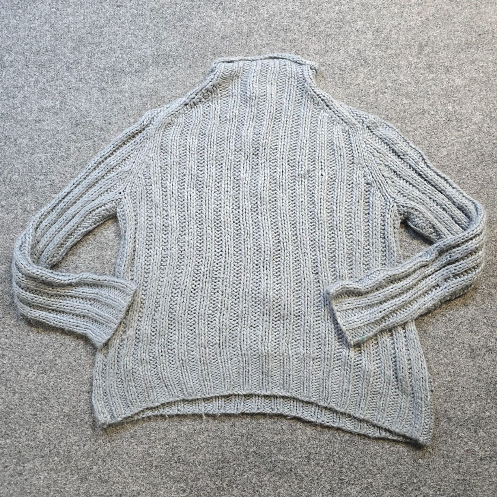 Express VINTAGE Express Sweater Womens XL Gray Wool Blend Cable Knit Fisherman Pullover Womens Size XL / US 12-14 / IT 48-50 - 7 Thumbnail
