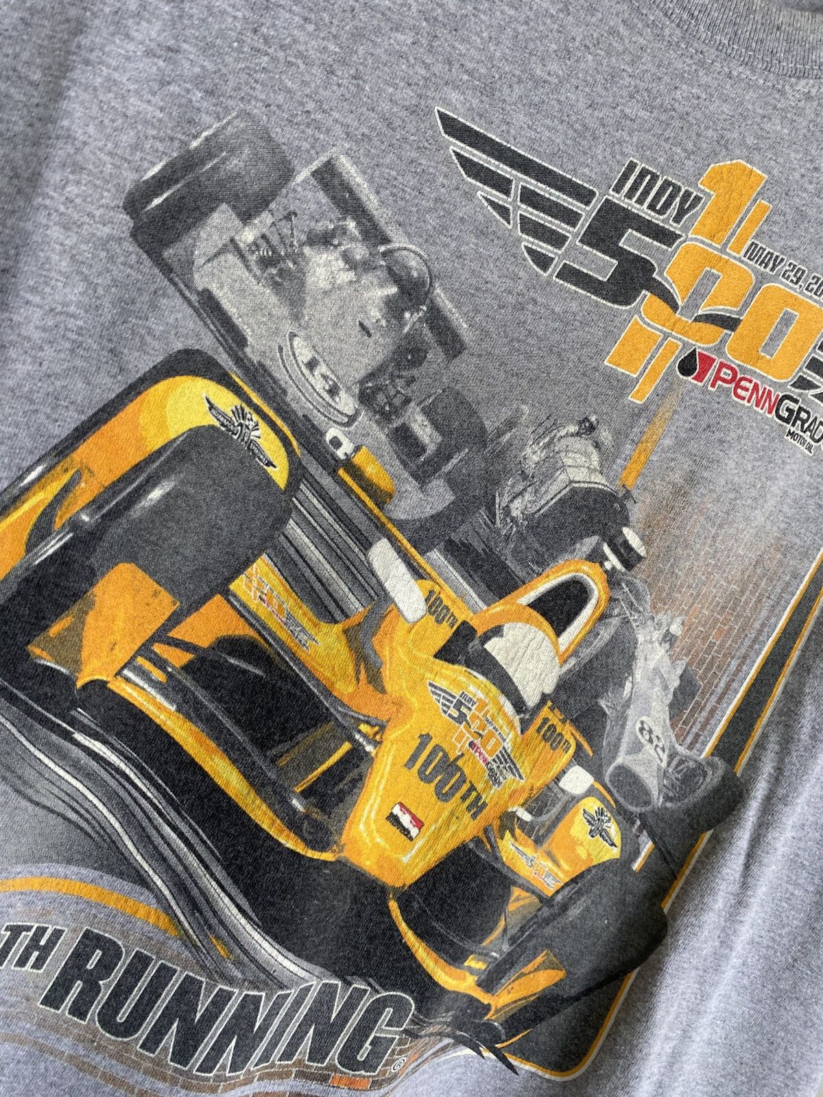 Gildan × NASCAR × Vintage Vintage Indy 500, 100th Running Tshirt Size US XL / EU 56 / 4 - 4 Thumbnail
