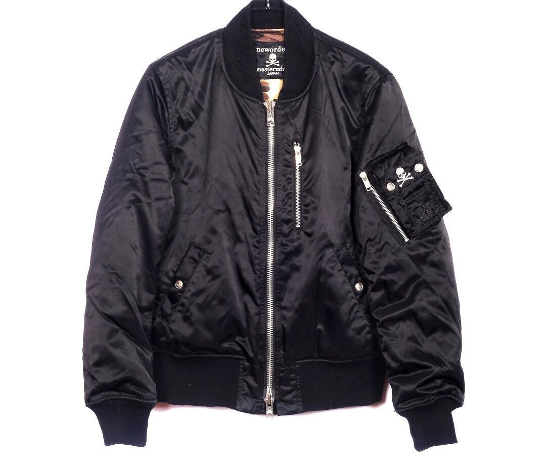 Mastermind Japan Black Satin Bomber Jacket with Skull Patch Size US S / EU 44-46 / 1 - 1 Thumbnail