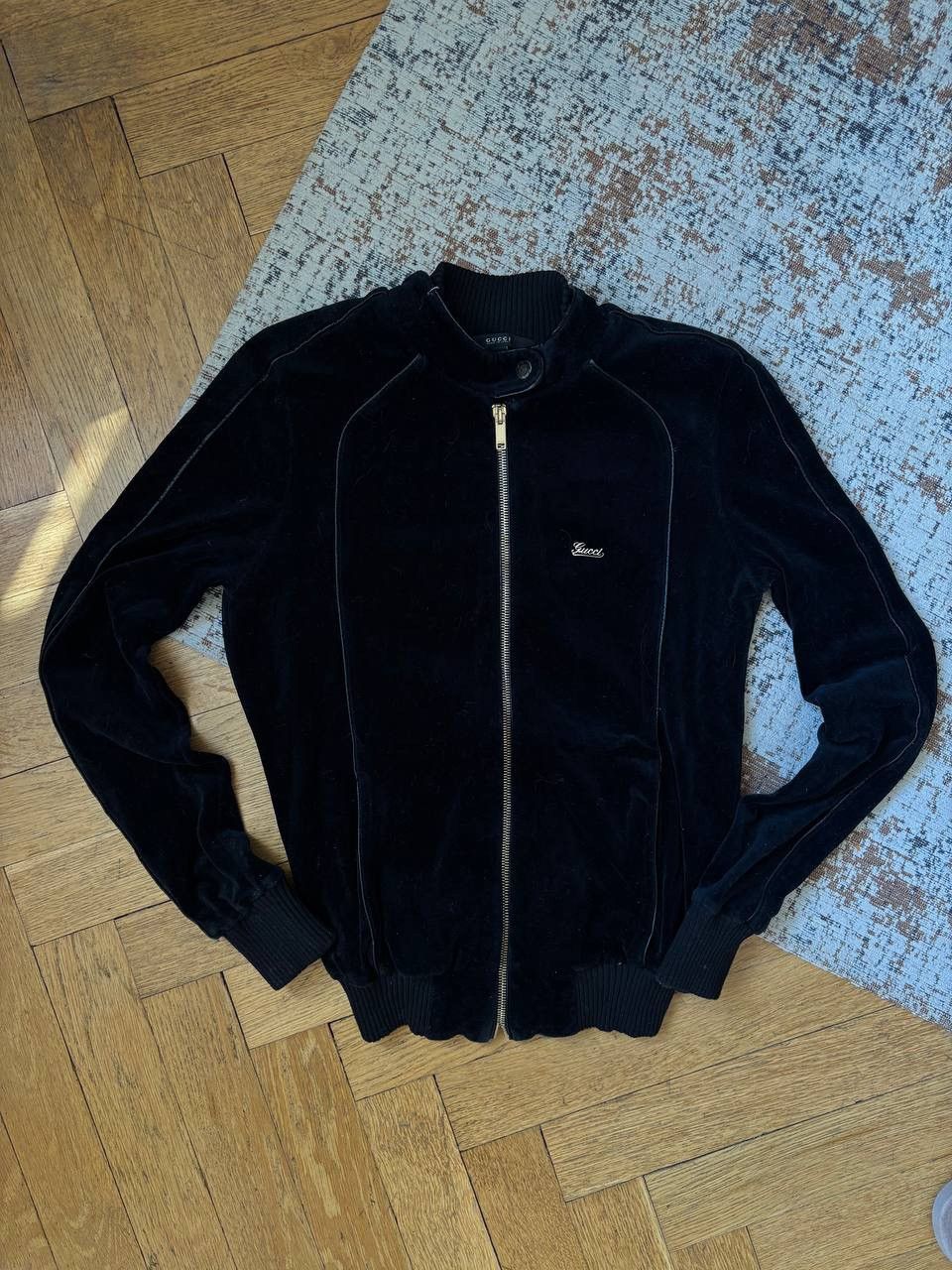 Gucci Gucci x Tom Ford Vintage women zip velour sweater 00's Size M / US 6-8 / IT 42-44 - 1 Thumbnail