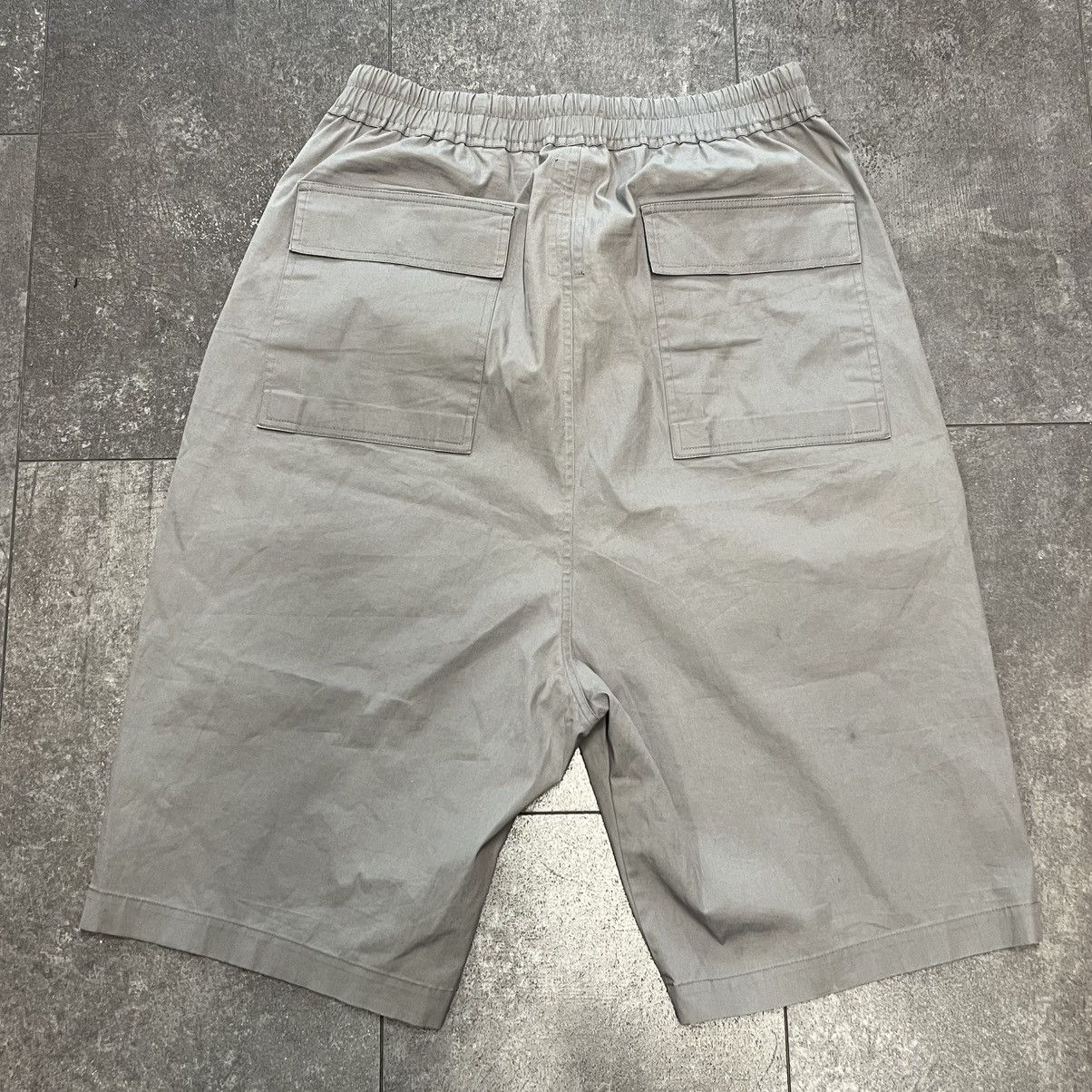 Rick Owens Rick Owens DRKSHDW Pod Shorts Grey Size US 42 / EU 58 - 2 Thumbnail