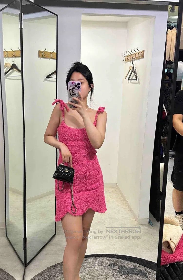 Chanel Chanel 22s Barbie pink bow strap glitter dress Size XXS / US 00 / IT 34 - 9 Thumbnail