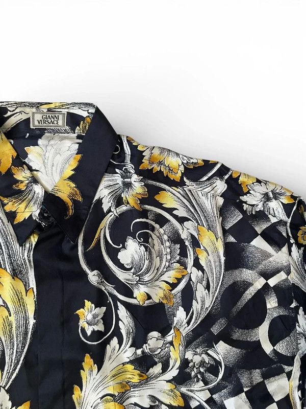 Versace Vintage Gianni Versace silk shirt, size XL, 1992 Size US XL / EU 56 / 4 - 3 Thumbnail