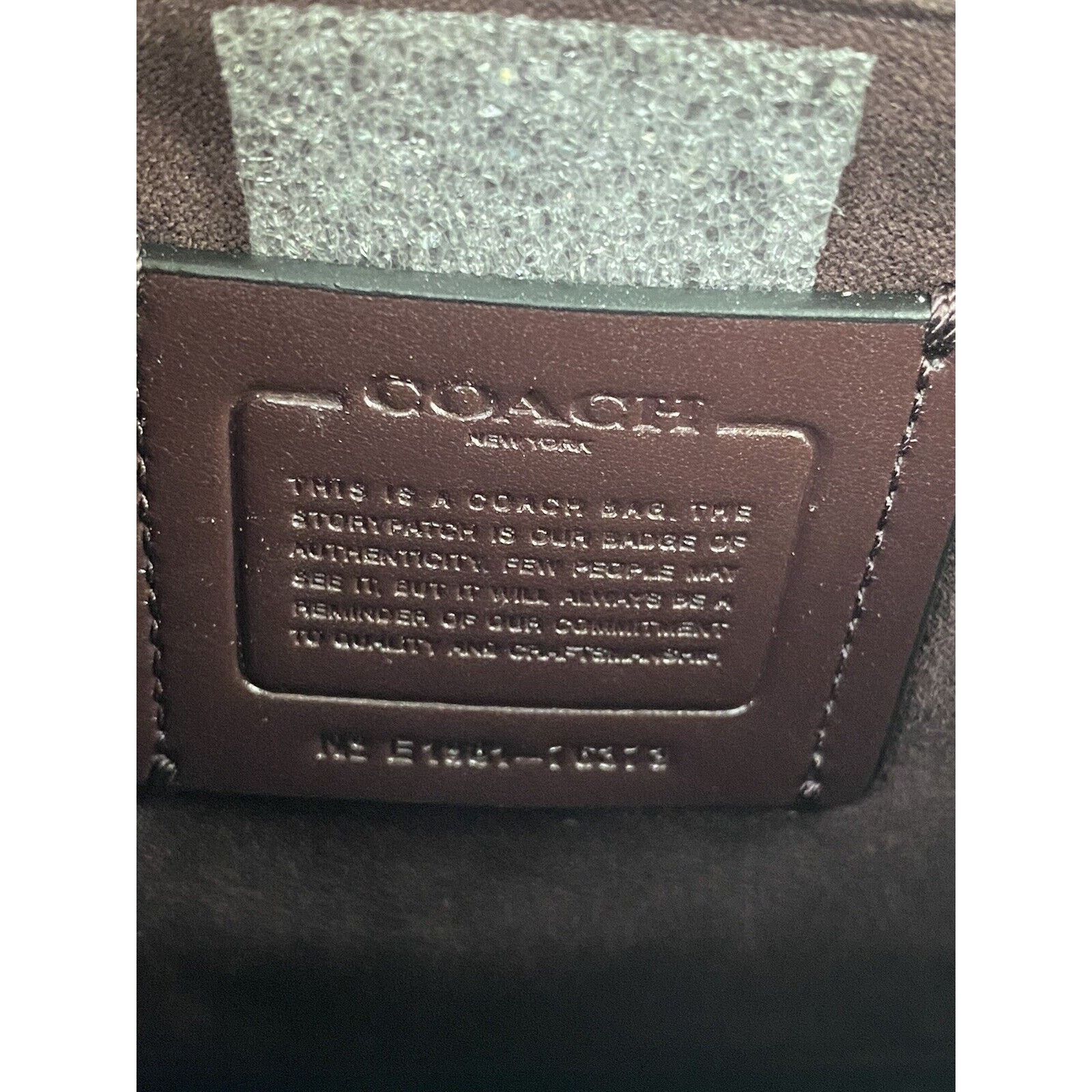 Coach Coach Tabby Top Handle Black White Leather Snakeskin Purse Size ONE SIZE - 19 Thumbnail