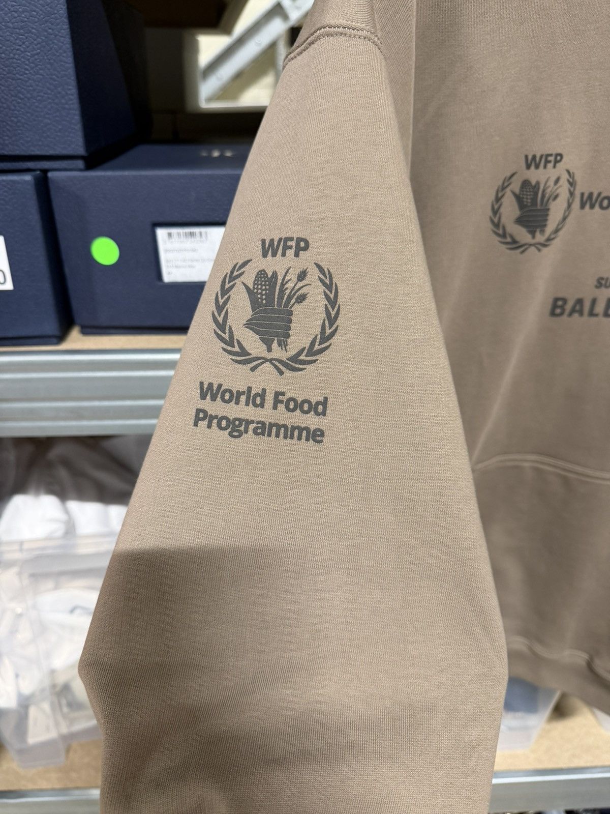 Balenciaga Balenciaga WFP Logo Hoodie NEW Size US M / EU 48-50 / 2 - 3 Thumbnail