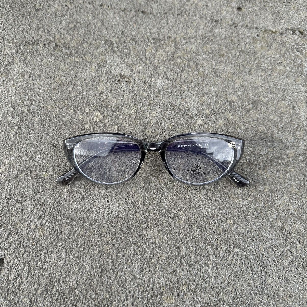 Other GLASSES FRAME BRAND NEW CLASSIC RETRO VINTAGE YT81069-02 Size ONE SIZE - 1 Thumbnail