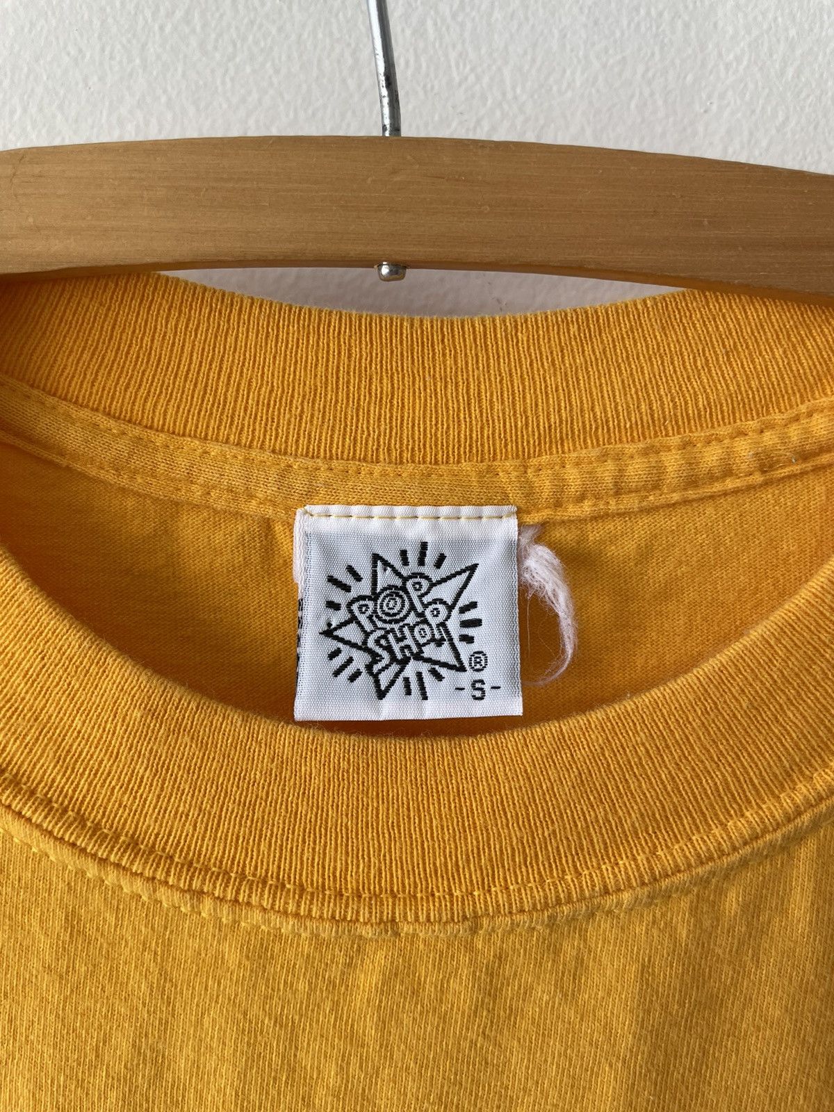 Keith Haring Vintage 90s Keith Haring Pop Shop Graphic tee Size US S / EU 44-46 / 1 - 4 Thumbnail