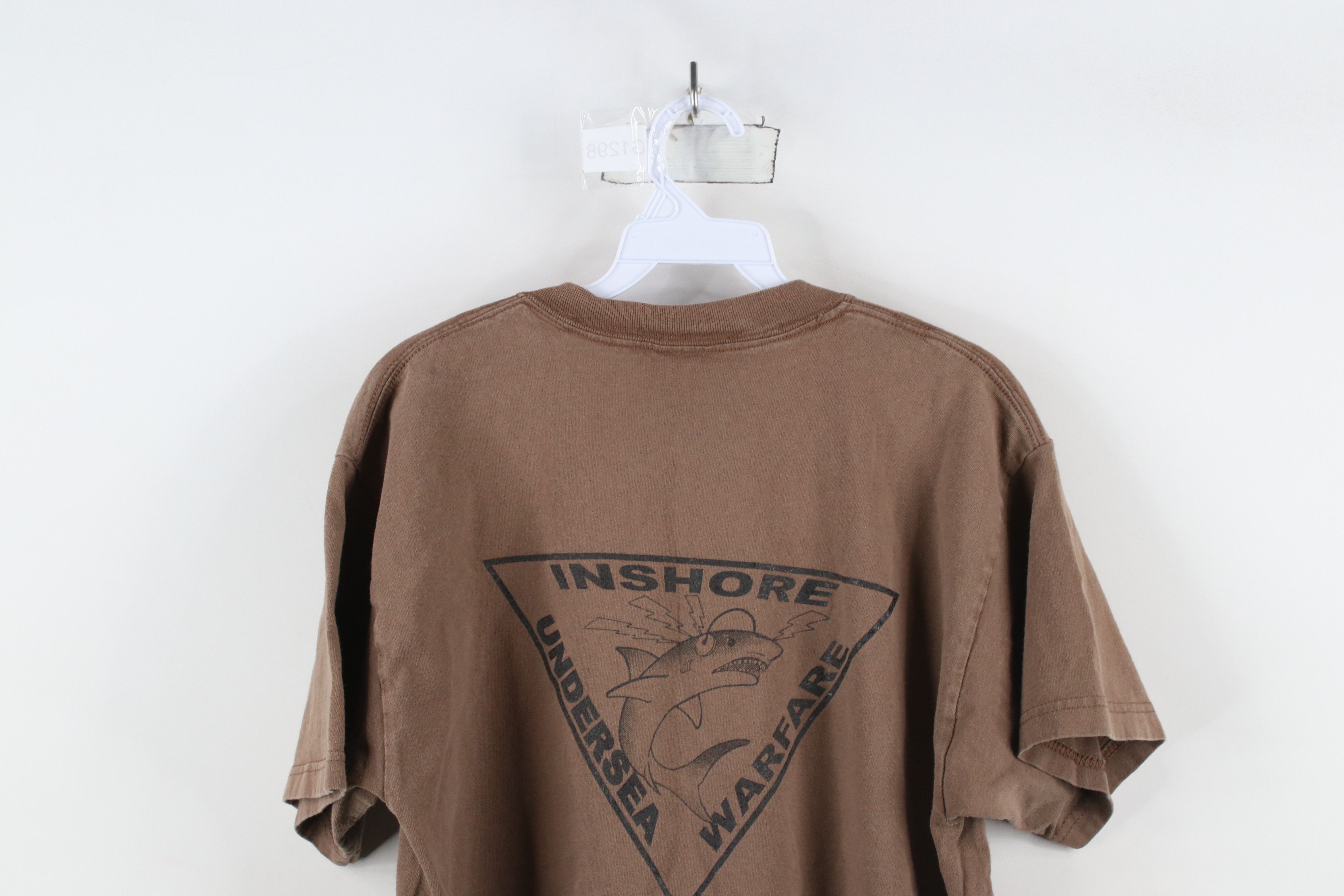 Vintage Vintage 90s Undersea Warfare United States Navy T-Shirt Size US L / EU 52-54 / 3 - 10 Thumbnail