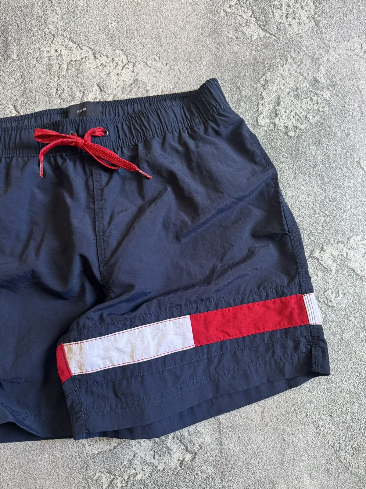 Tommy Hilfiger Tommy Hilfiger S big logo nylon shorts 🩳 summer beach Size US 30 / EU 46 - 2 Thumbnail