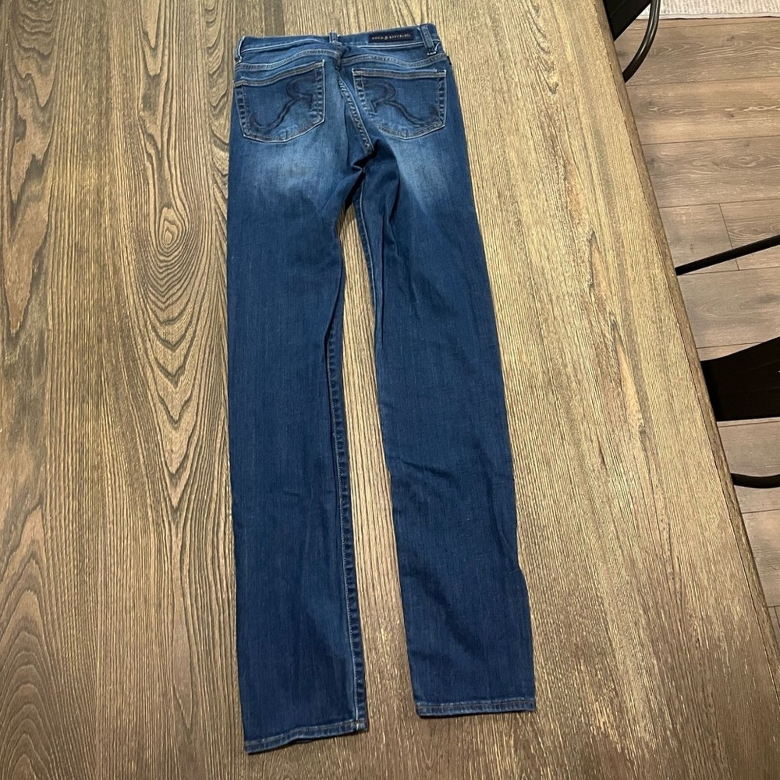 Rock & Republic Rock & Republic Berlin Straight Jeans Pockets Distressed 2 Size 26" / US 2 / IT 38 - 10 Thumbnail