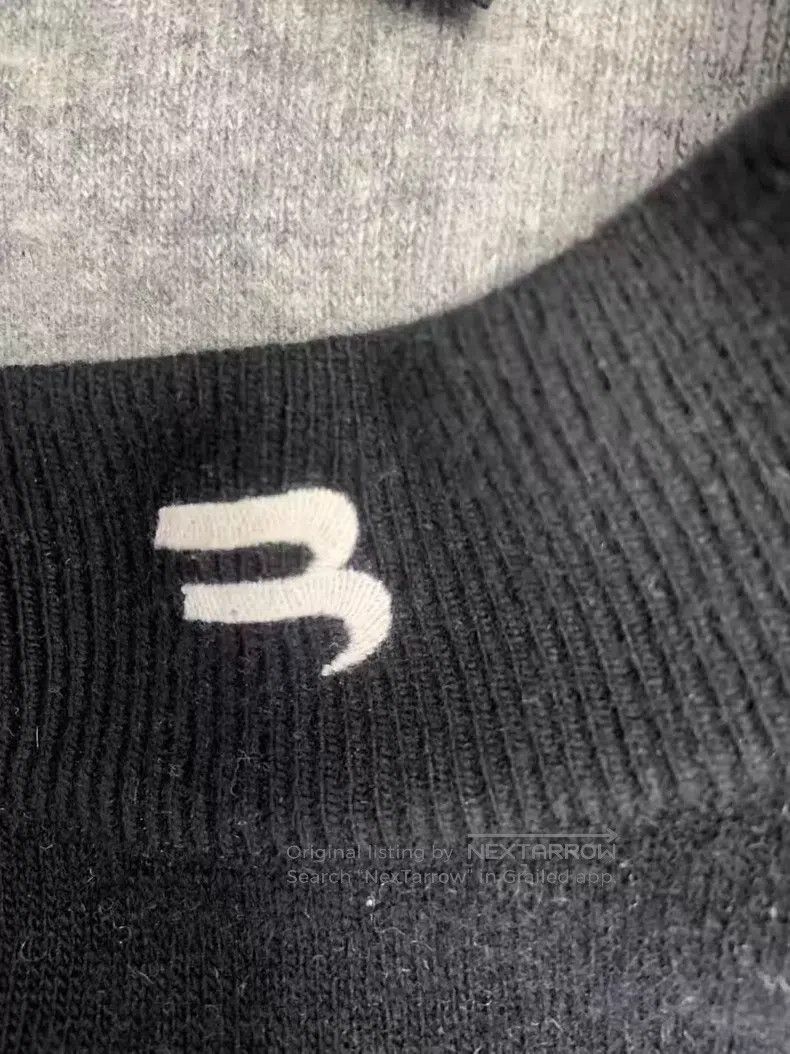 Balenciaga Balenciaga Half High Neck Cashmere Sweater - Black, White, Size US S / EU 44-46 / 1 - 3 Thumbnail