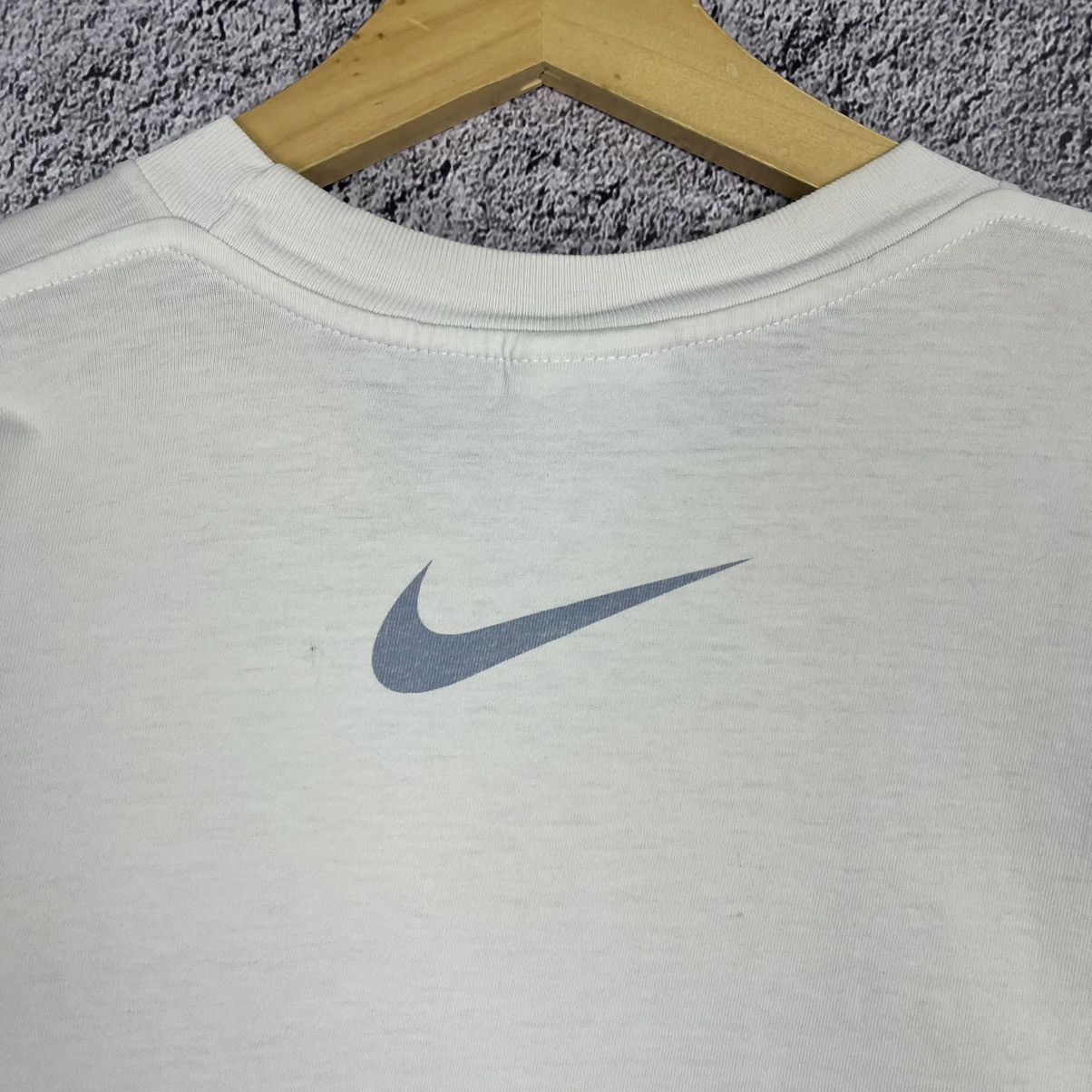 Nike × Vintage ✈️VINTAGE✈️ Nike Sport Front Printed Centre oval logo T-Shirt Size US L / EU 52-54 / 3 - 14 Thumbnail