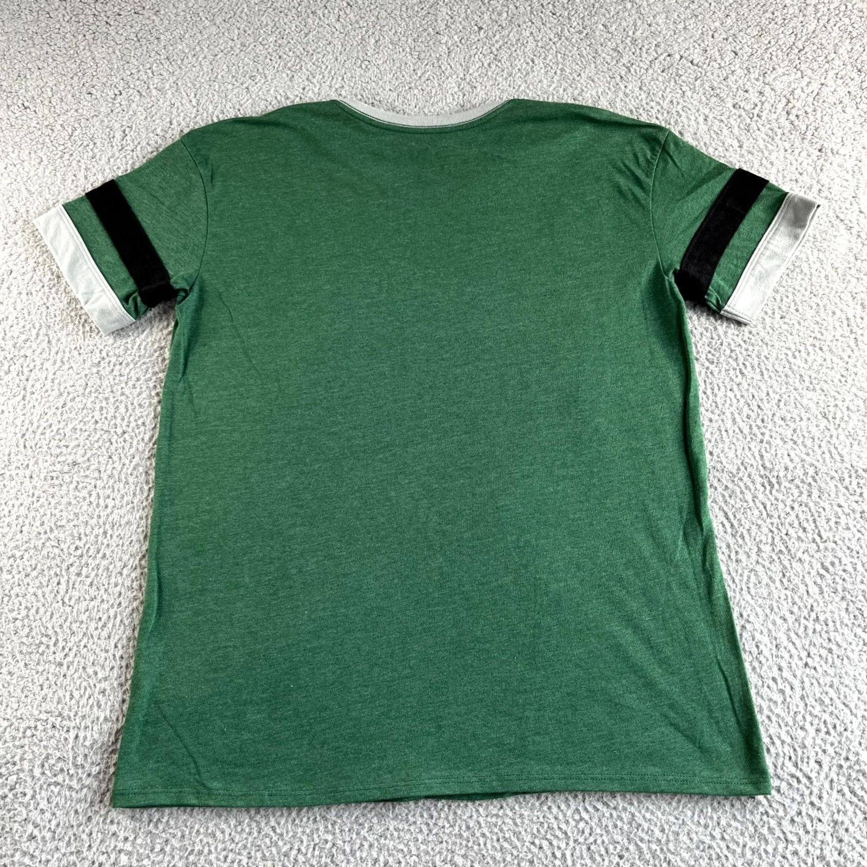 Vintage VINTAGE NEW Harry Potter T Shirt Mens Medium Green Striped Graphic Tee Slytherin House Size US M / EU 48-50 / 2 - 4 Thumbnail
