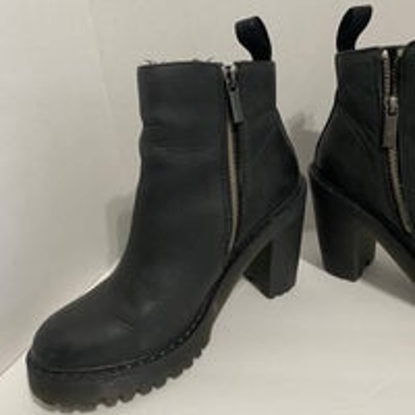 Dr. Martens Dr.Martens Magdalena Women’s Leather Heeled Chelsea Boots Size US 8 / IT 38 - 3 Thumbnail