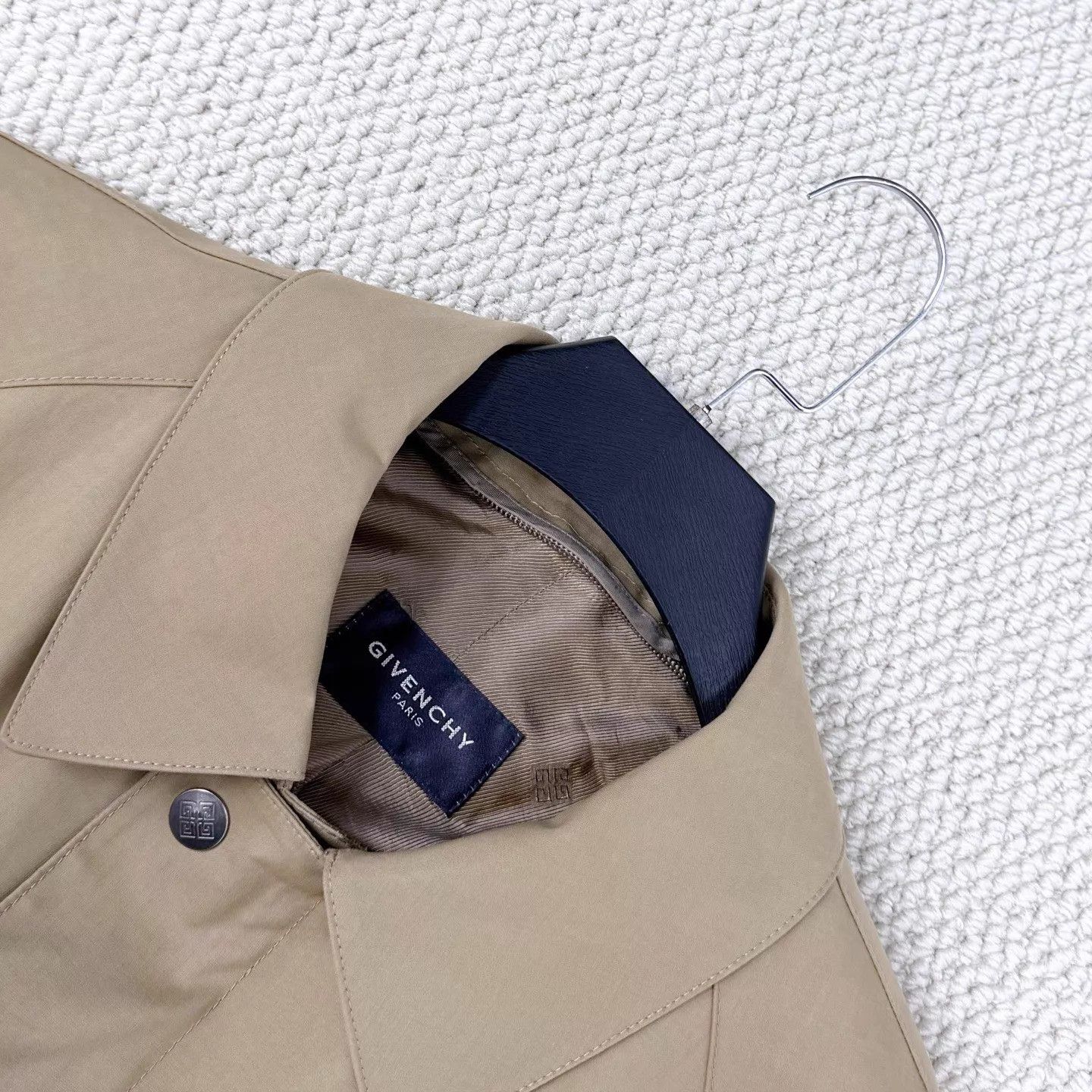 Givenchy Givenchy Khaki 4G Print Hidden Zip Trench Coat Unisex 50 Size US M / EU 48-50 / 2 - 3 Thumbnail