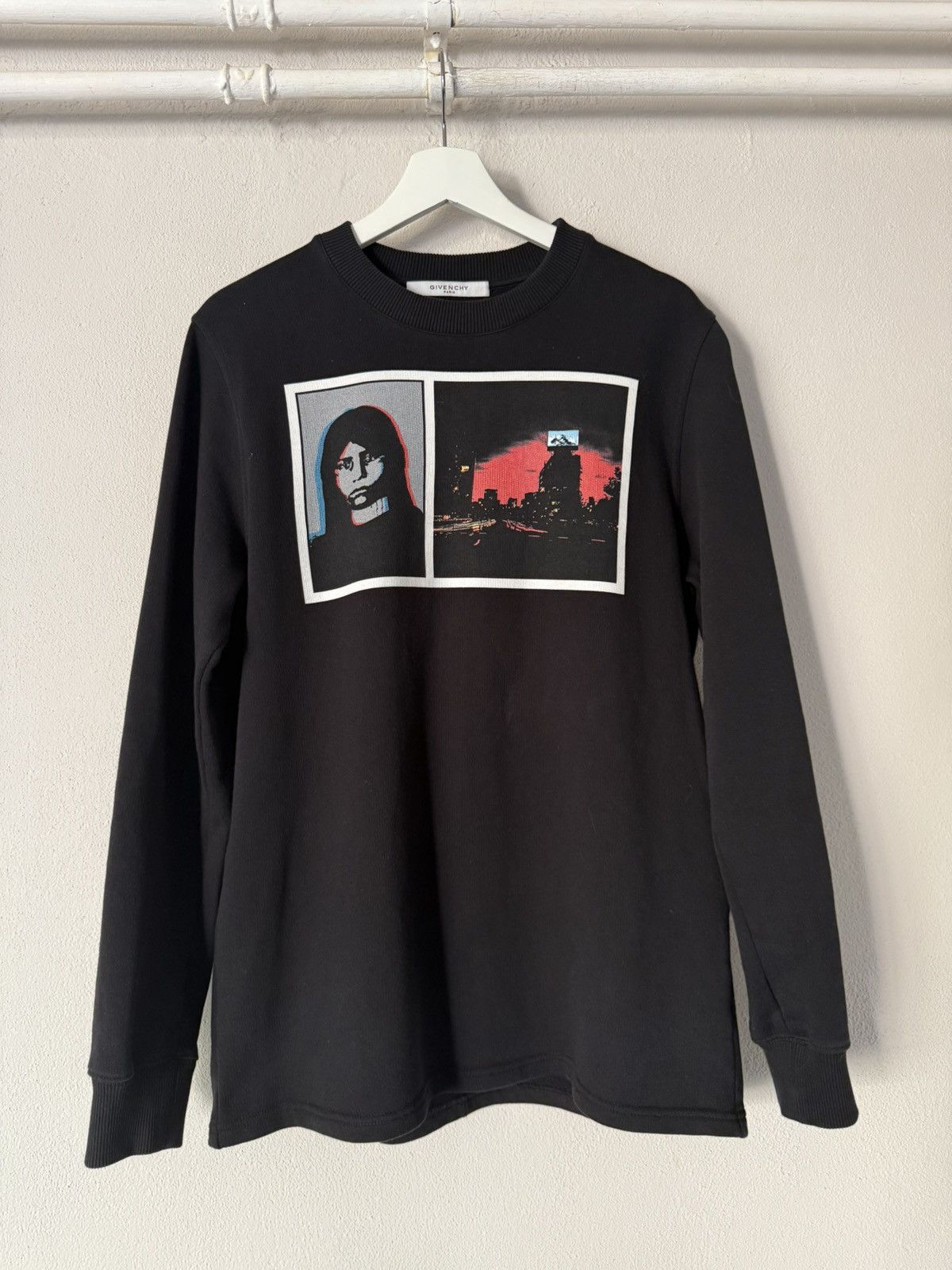 Givenchy Oversized Graphic Sweatshirt Size US M / EU 48-50 / 2 - 1 Thumbnail