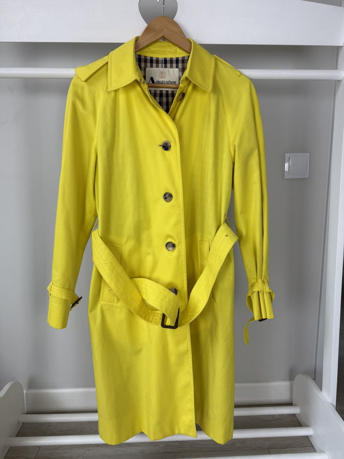 Aquascutum Aquascutum Belted Classic Trench Coat Size M / US 6-8 / IT 42-44 - 1 Thumbnail