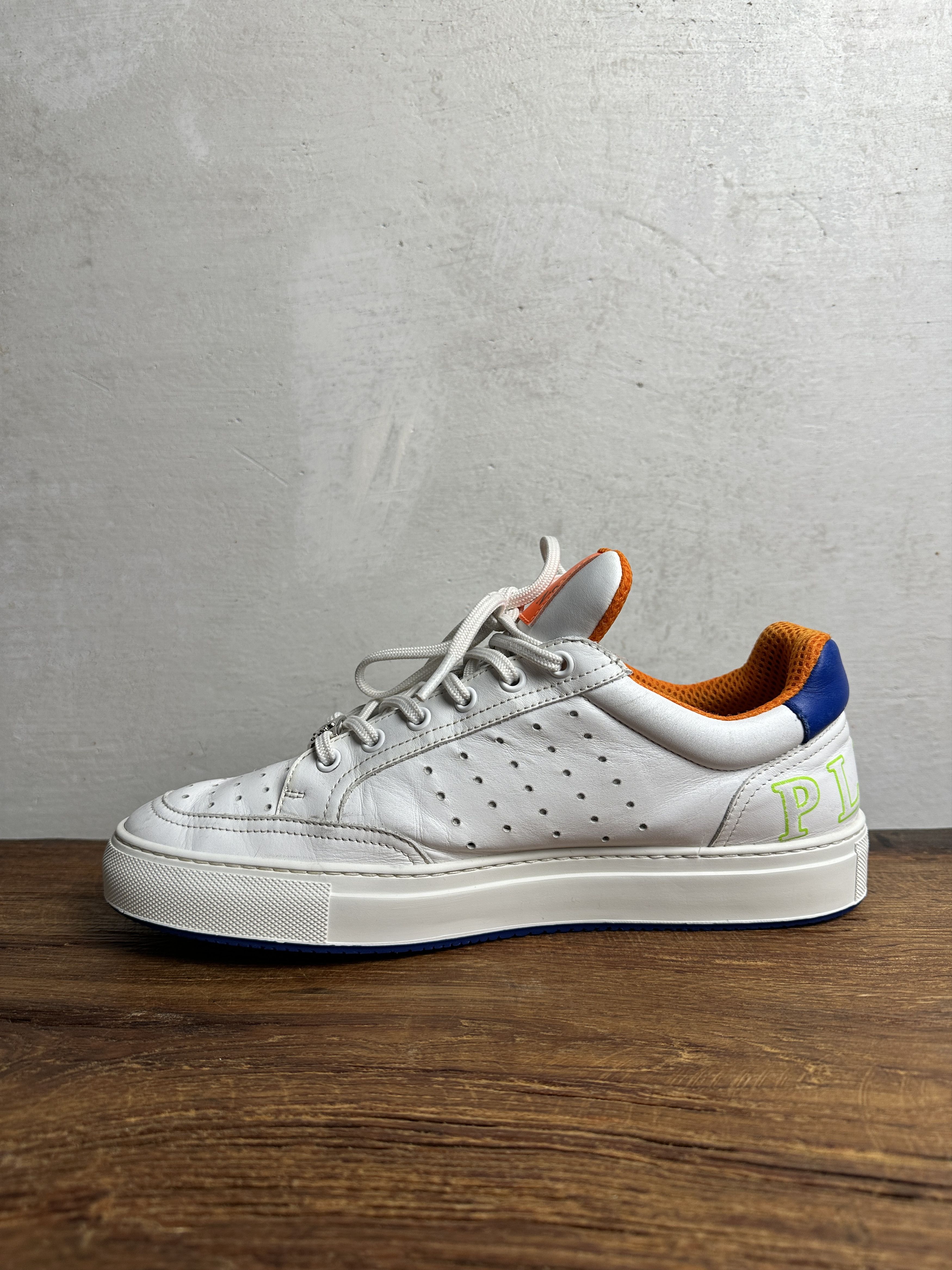 Philipp Plein Philipp Plein Low Top Perforated Leather Snekaers Size US 10 / EU 43 - 4 Thumbnail