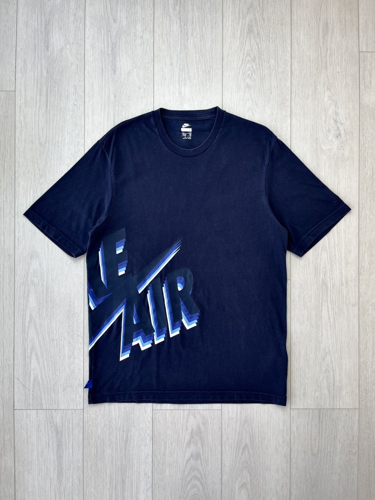 Nike × Vintage Vintage Nike T-Shirt Big Logo AirMax Swoosh Y2K Drill 90s Size US M / EU 48-50 / 2 - 1 Thumbnail