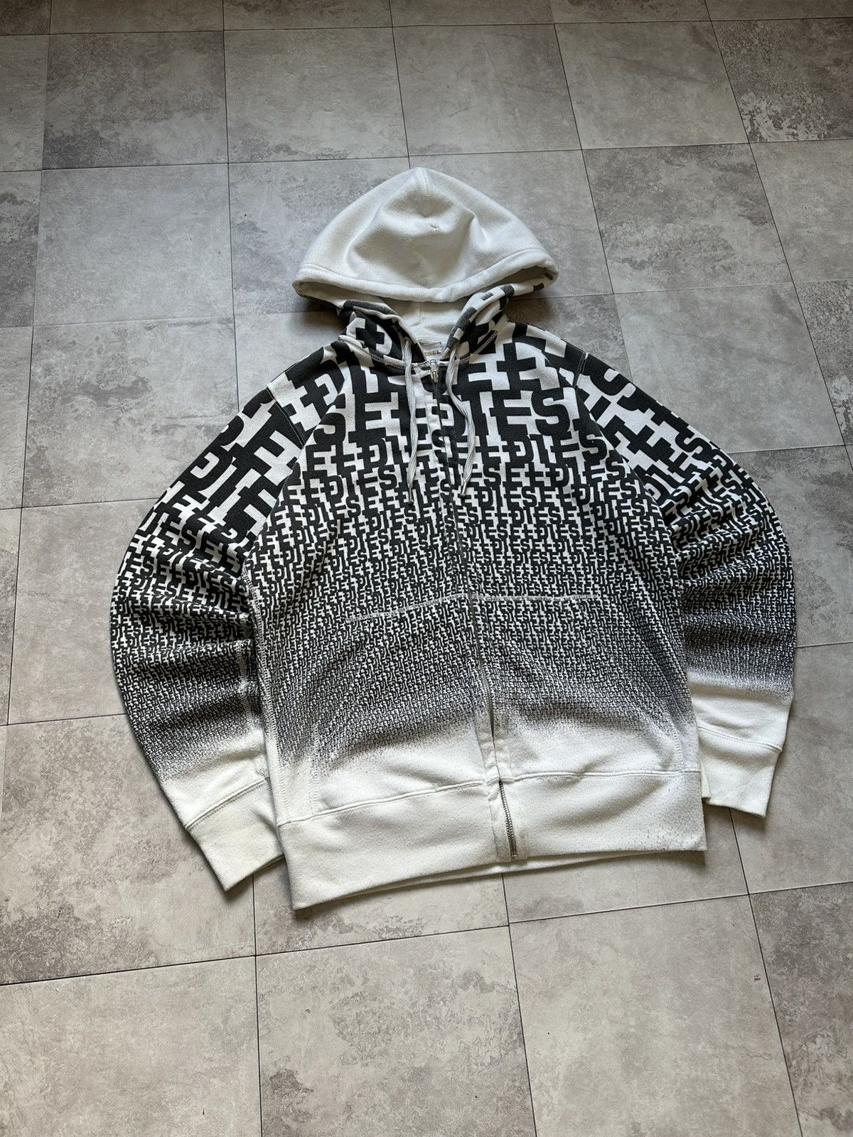 Diesel × Vintage Vintage Diesel Monogram Logo Y2K Zip Hoodie Size M Size M / US 6-8 / IT 42-44 - 2 Thumbnail