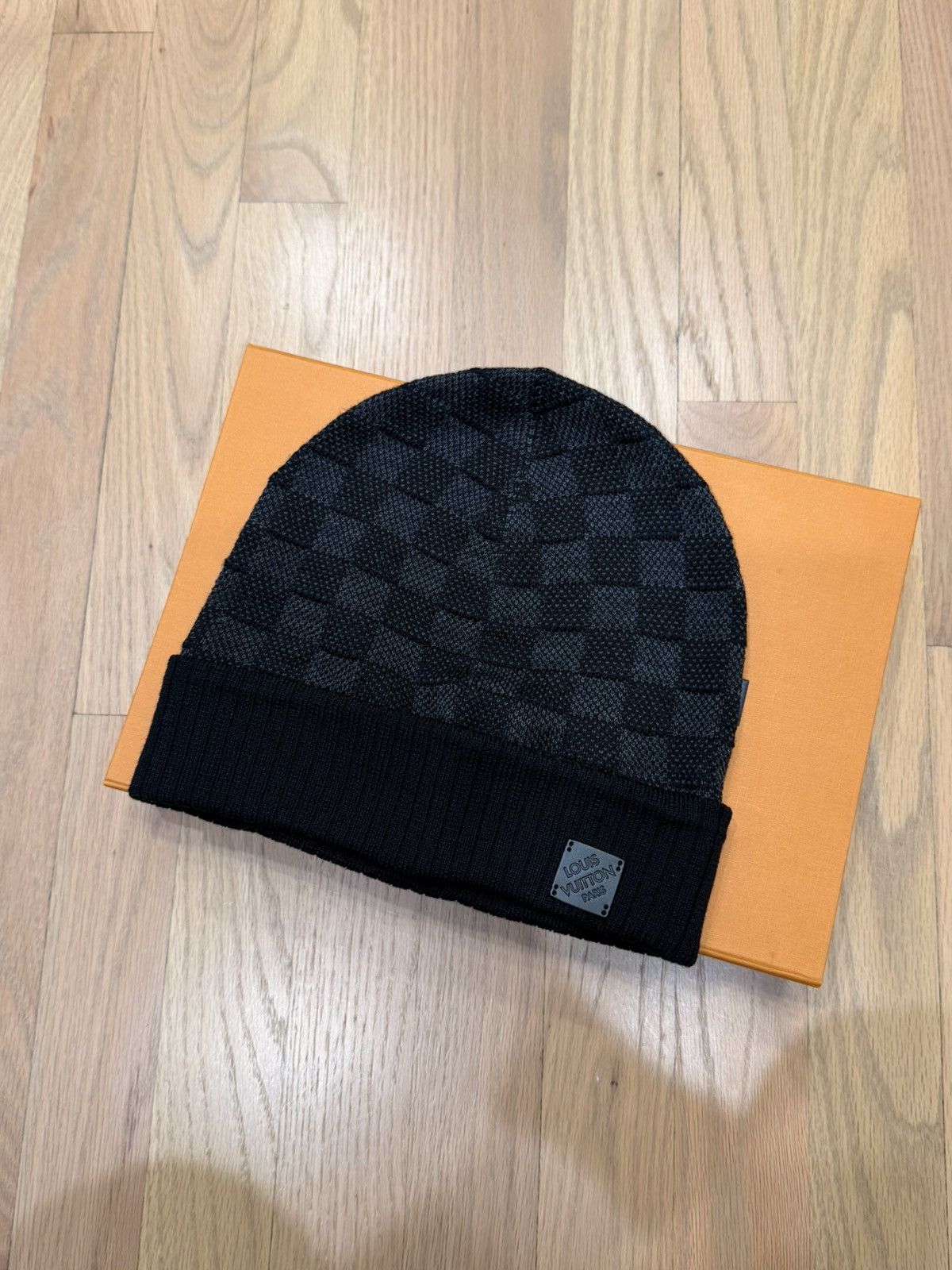 Louis Vuitton Louis Vuitton Neo Petit Damier Beanie Size ONE SIZE - 2 Thumbnail
