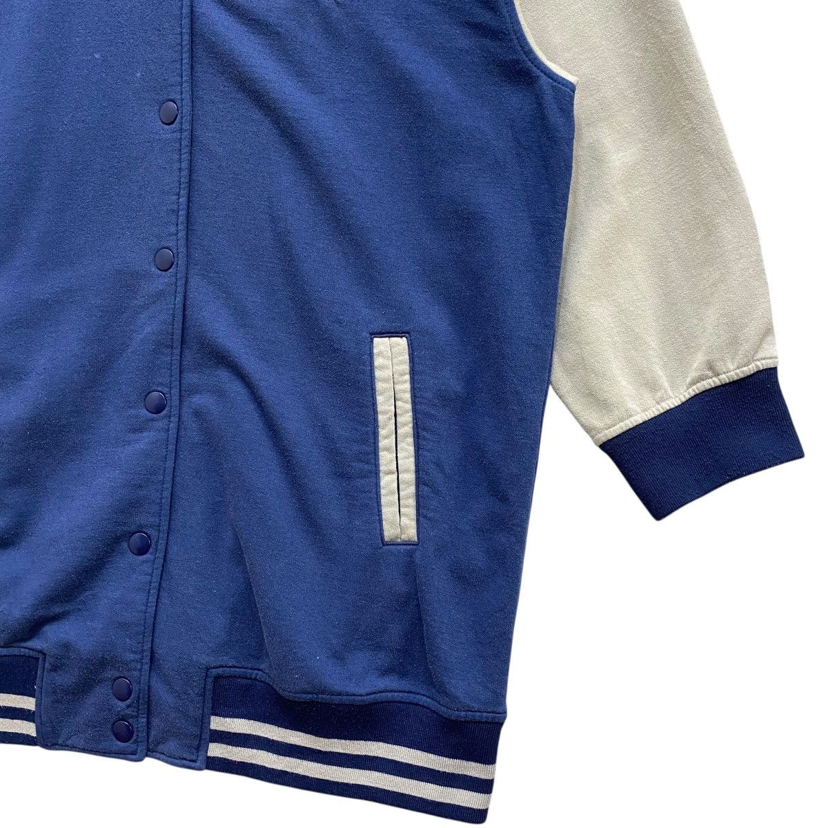 Other Vintage Eric Carle Varsity Jacket – Blue Grey Snap Button Size US L / EU 52-54 / 3 - 4 Thumbnail