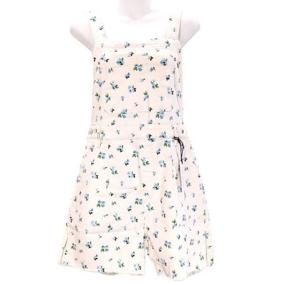 WeWoreWhat Revolve WeWoreWhat Slit Overall ShortsWatercolor Ditsy Ivory Size 34" / US 12 / IT 48 - 3 Thumbnail