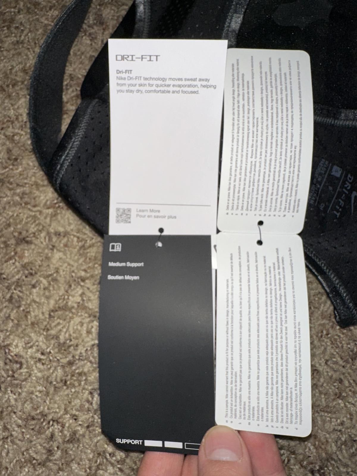 Nike Nike Dri-FIT Swoosh Medium-Support 1-Piece Pad High-Neck Sports Bra Sample Size ONE SIZE - 9 Thumbnail