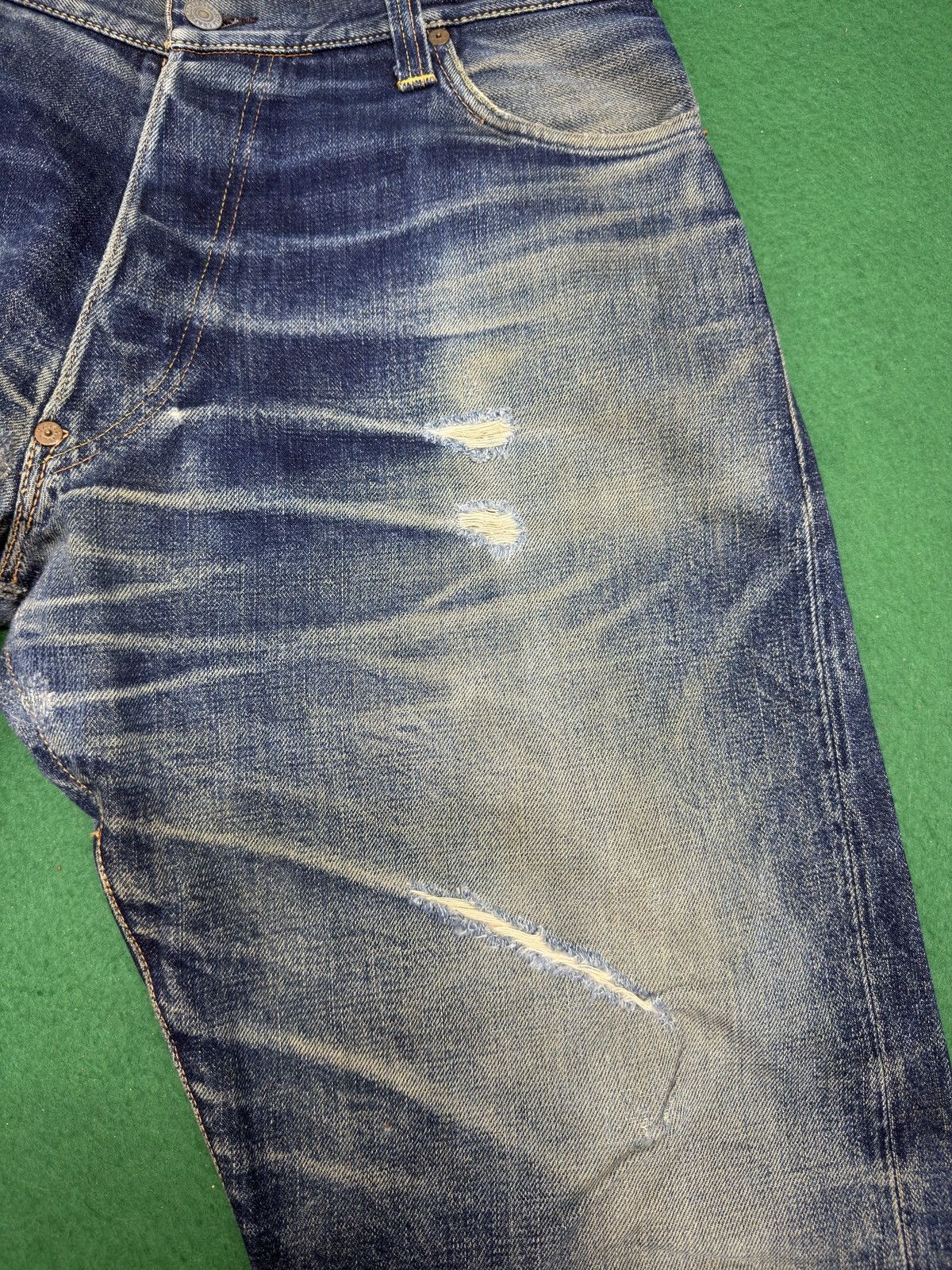 Evisu A29 Thrashed Evisu No 1 Special Distressed Mud Wash Size US 33 - 18 Thumbnail