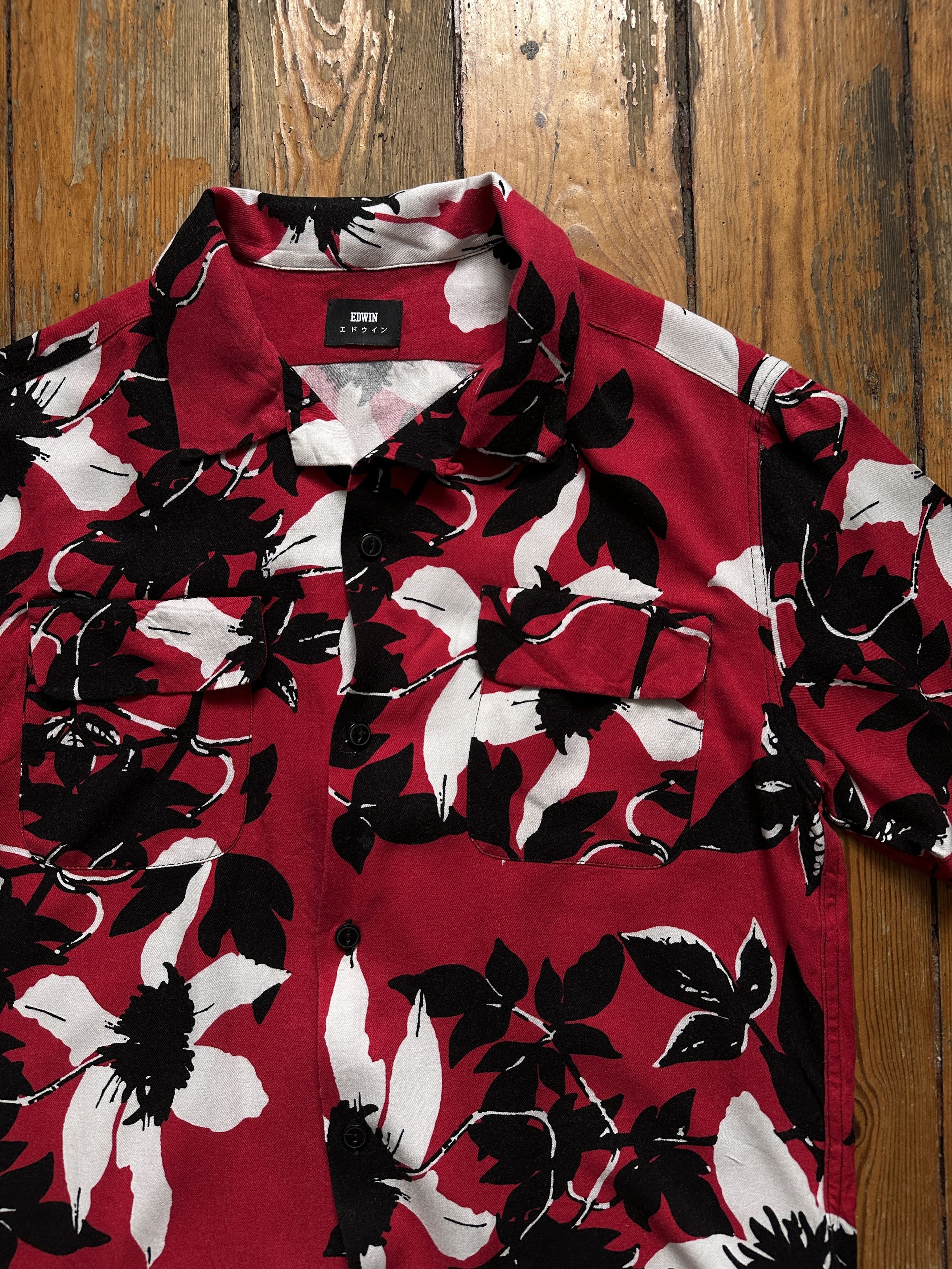 Edwin edwin hawaiian floral viscose shirt Size US S / EU 44-46 / 1 - 2 Thumbnail