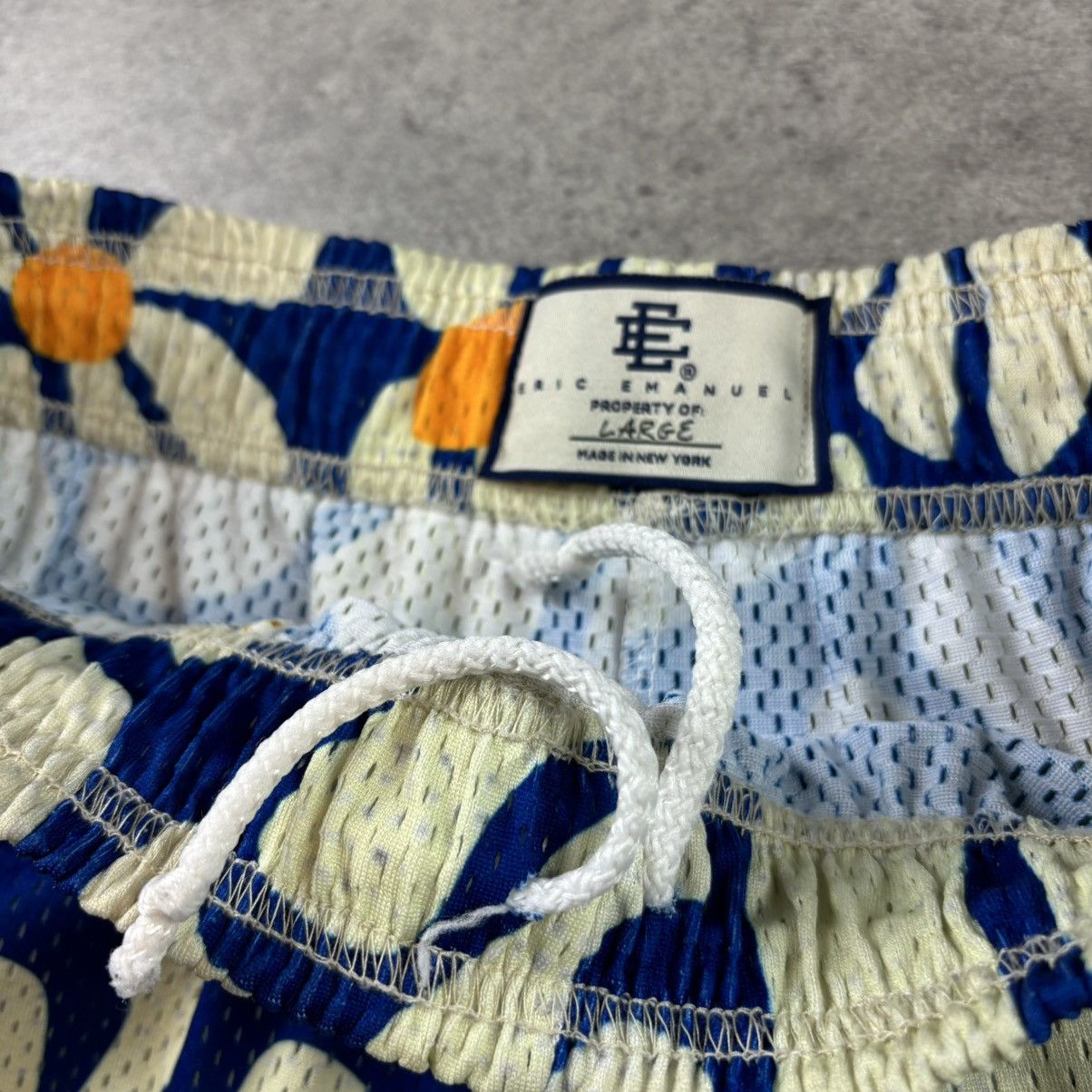 Eric Emanuel Eric Emanuel EE Basic Shorts Blue Daisies Yellow Large Size US 32 / EU 48 - 4 Thumbnail