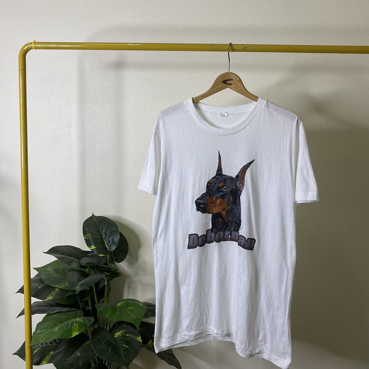 Vintage Vintage 1990s Doberman Dog Big Graphic Streetwear Tee Size US M / EU 48-50 / 2 - 1 Thumbnail