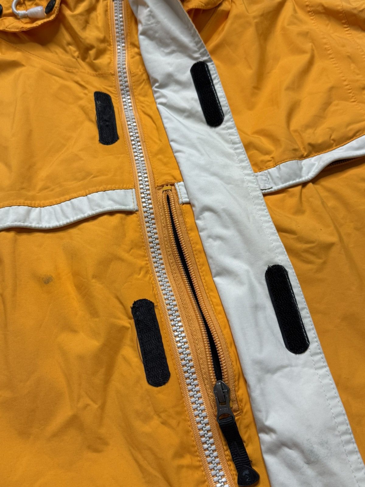 Nike ACG Vintage Nike ACG Storm Git Ski Orange Jacket size L wmns Size L / US 10 / IT 46 - 16 Thumbnail