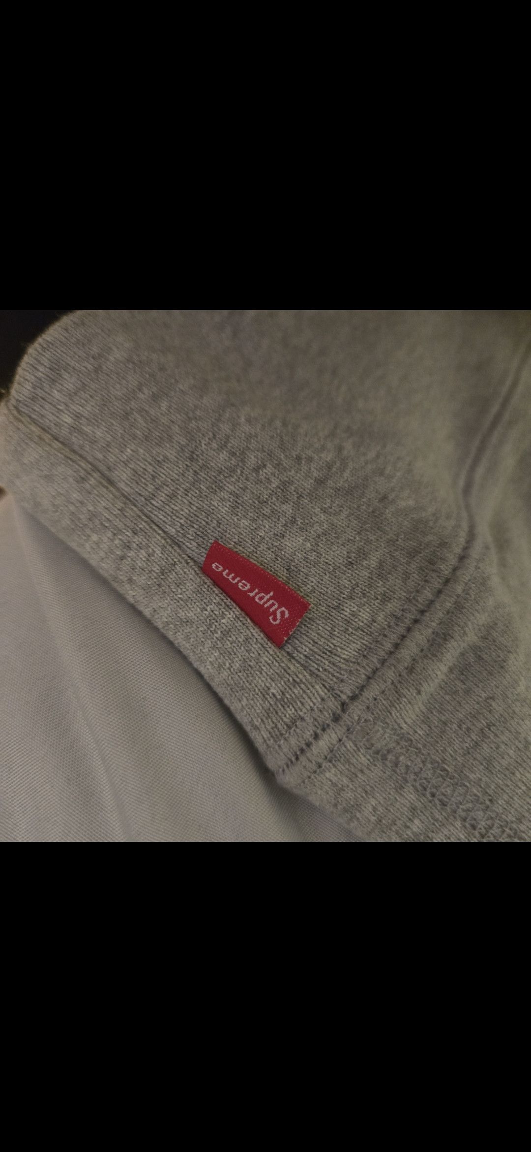 Supreme Supreme World Famous International Crewneck Rare Size US L / EU 52-54 / 3 - 6 Thumbnail