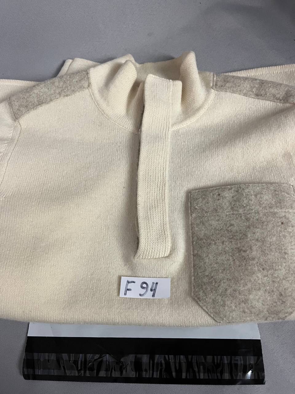 Stone Island Stone Island Milk Sweater Size US S / EU 44-46 / 1 - 15 Thumbnail