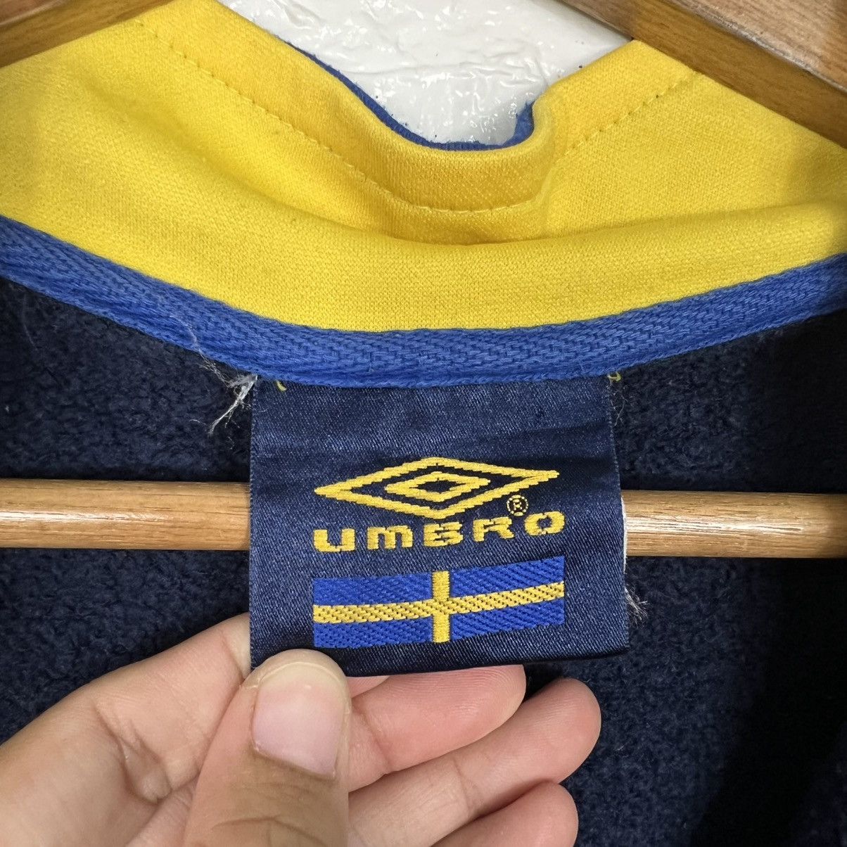 Umbro UMBRO SvFF Sweden Football Club HalfZip Sweatshirt 4076-C185 Size US S / EU 44-46 / 1 - 12 Thumbnail