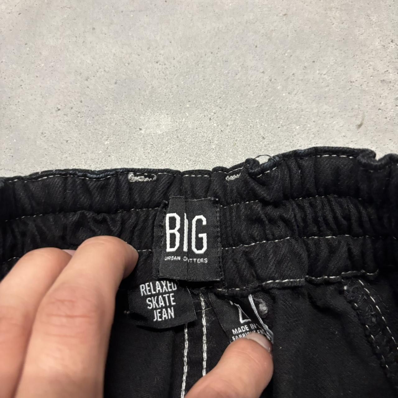 Japanese Brand × Vintage Crazy Vintage Y2K/2000s Grunge Black Streetwear Skater Cargo Pants! Size US 27 - 7 Thumbnail