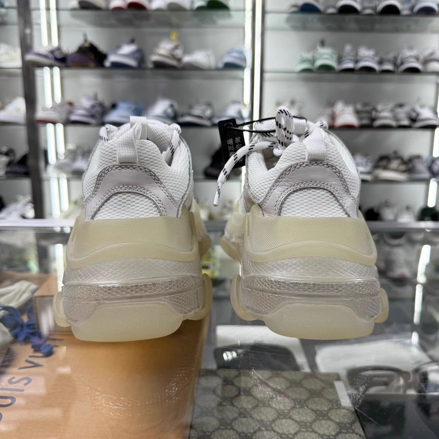Balenciaga Balenciaga Triples White 35 Worn Once OG Box Size US 4 / IT 34 - 4 Thumbnail