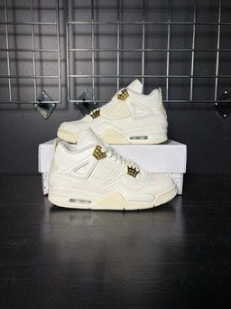Jordan Brand Air Jordan 4 Retro "Metallic Gold" (WMNS) - Size 10 Size US 10 / IT 40 - 1 Thumbnail