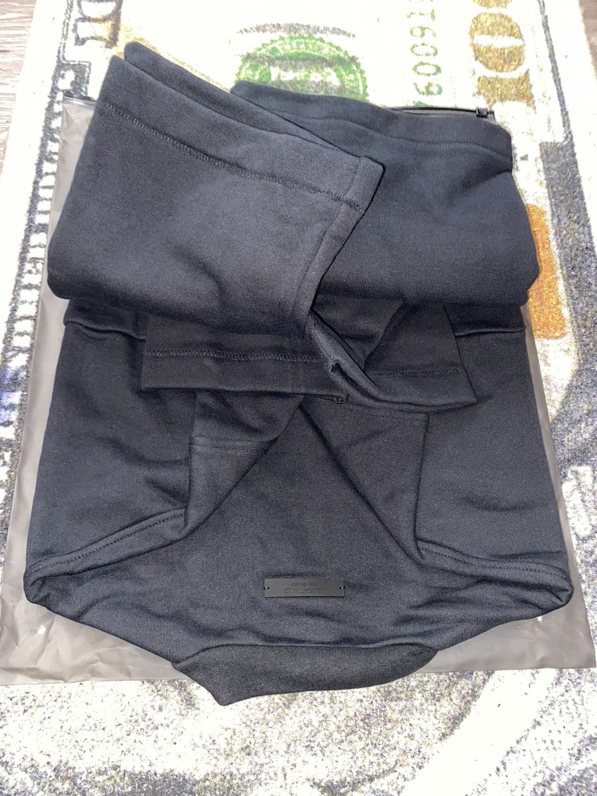 Fear of God Fear of God Essentials Hockey Sweatshirt Black Size US XL / EU 56 / 4 - 3 Thumbnail