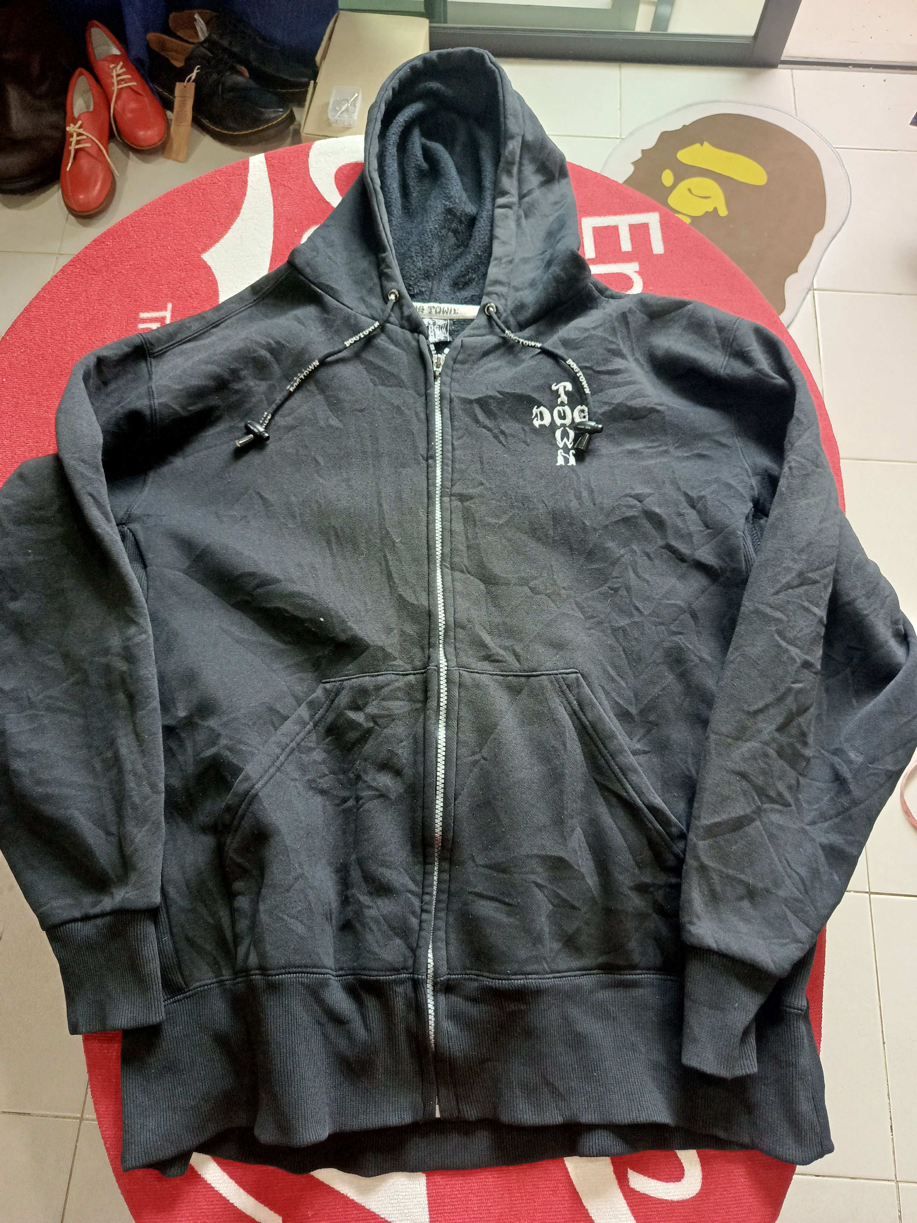 Dogtown Rare dogtown black dragon side tape hoodie Size US XL / EU 56 / 4 - 1 Thumbnail